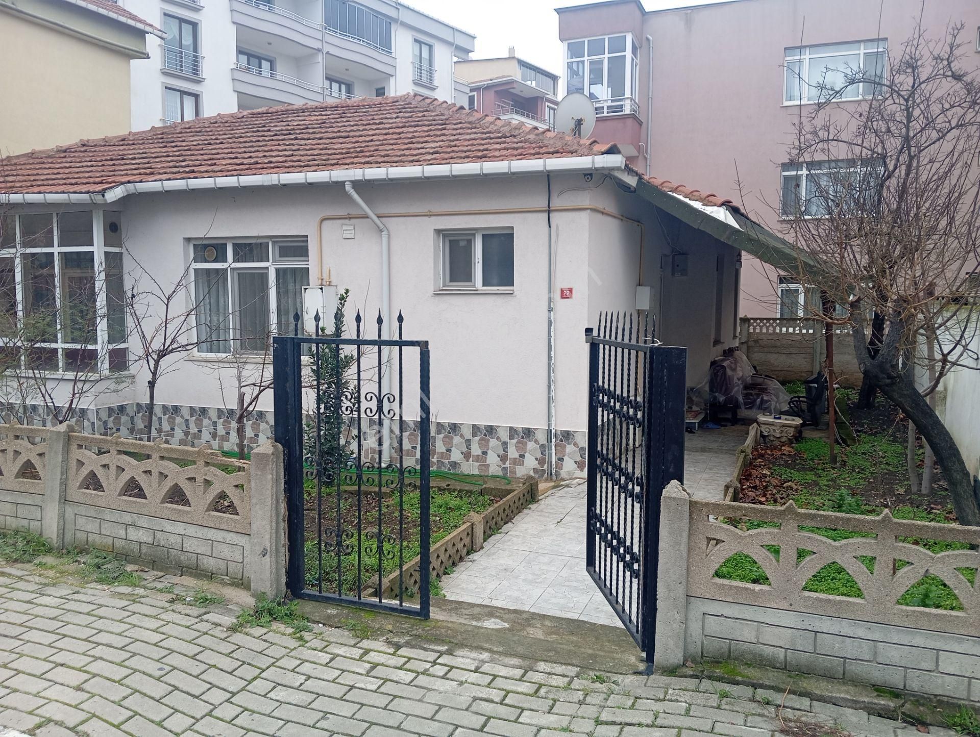 Sahibinden Satılık 290 M2 Arsalı Otoparklı Bahçeli Ev - Görsel 7