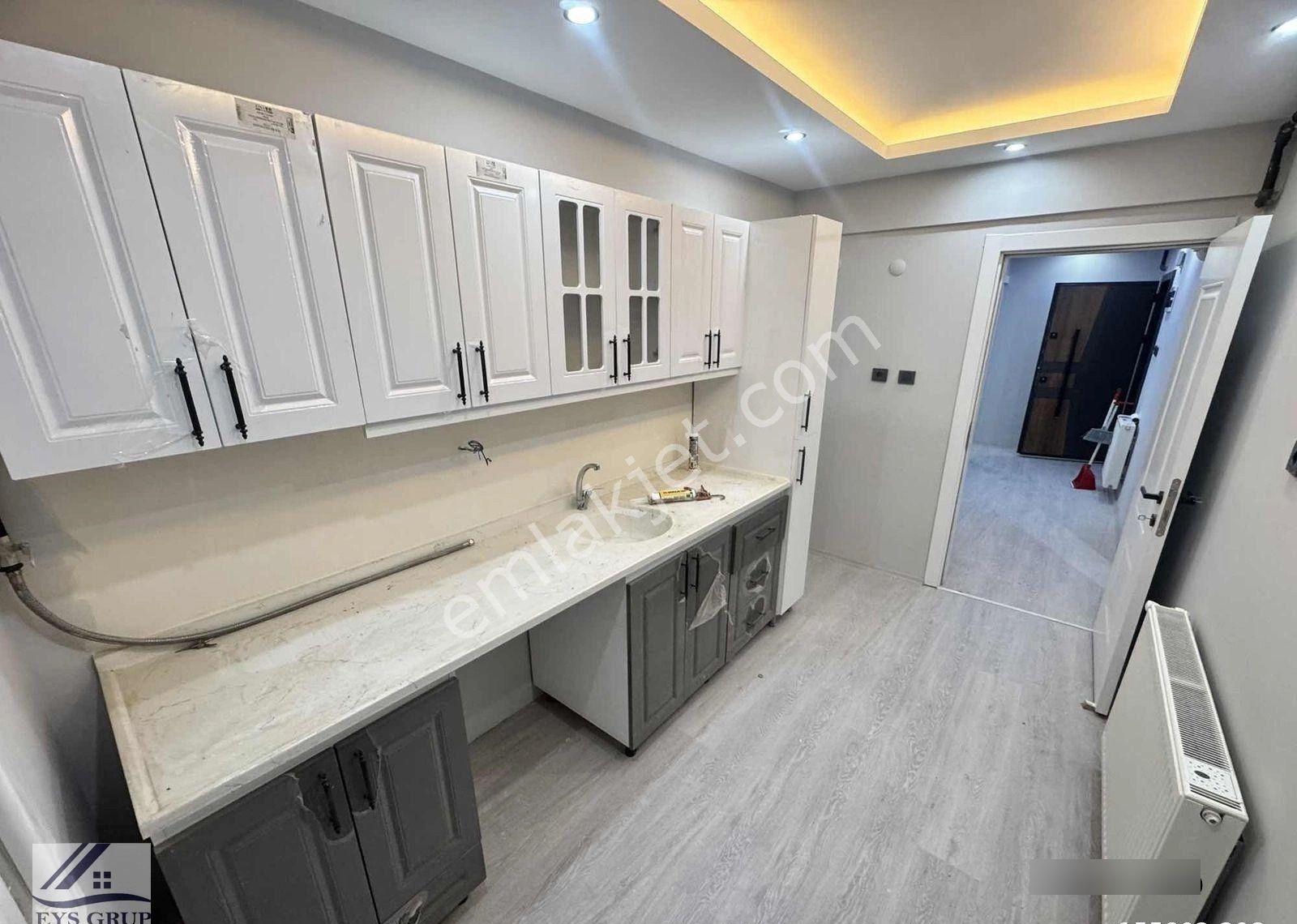 Yunus Emre Mah Cadde Ykn. 2+1 Tadilatlı Doğalgazlı 95m2 Kiralık