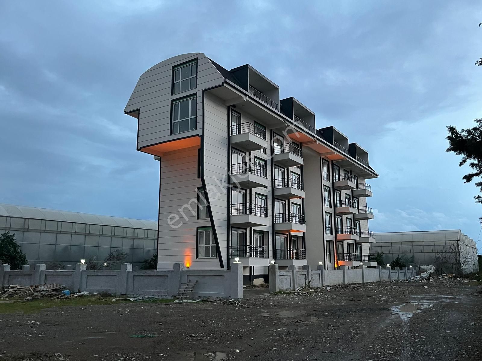 Ewax Propertyden İskan Aşamasında Araç Takasına Uygun 1+1 Acil