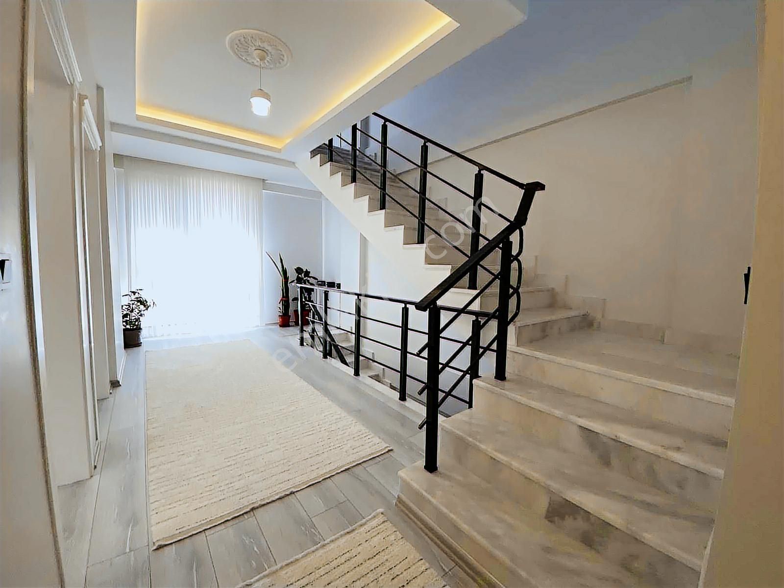 Atakum Taflan'da Denize Yakın Krediye Uygun 3 Katlı Eşyalı Villa - Görsel 30