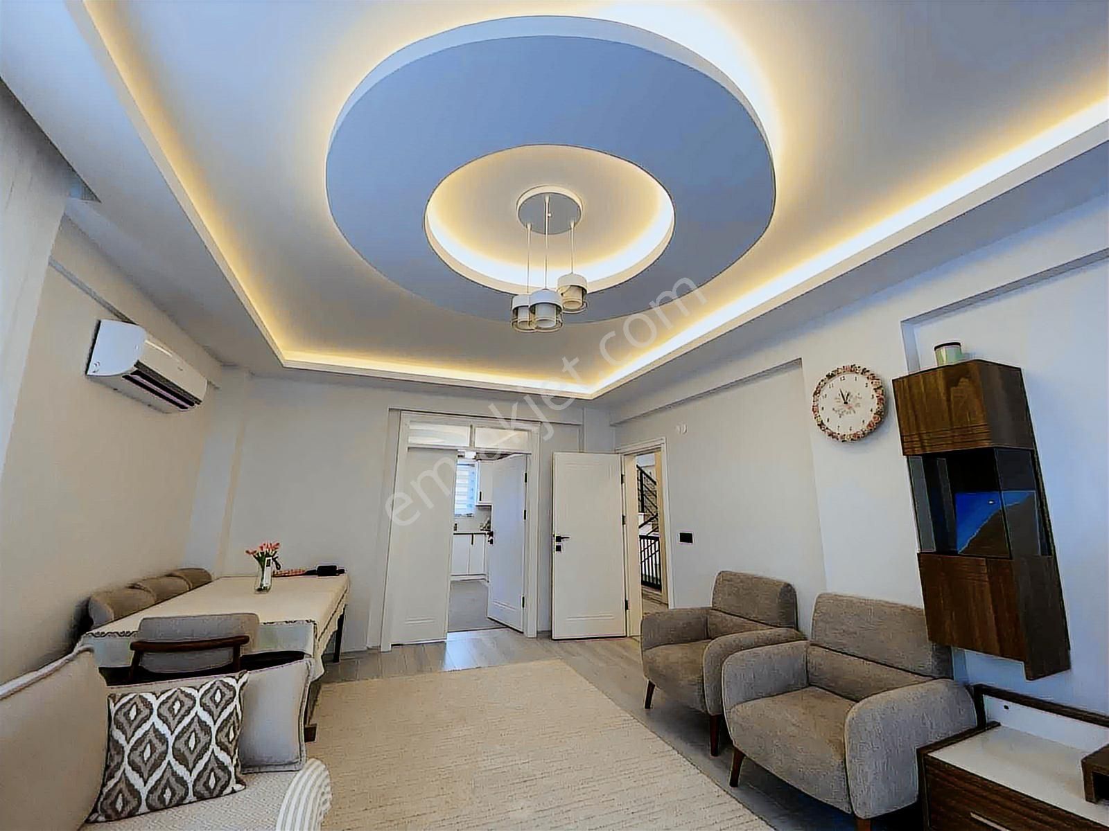 Atakum Taflan'da Denize Yakın Krediye Uygun 3 Katlı Eşyalı Villa - Görsel 14