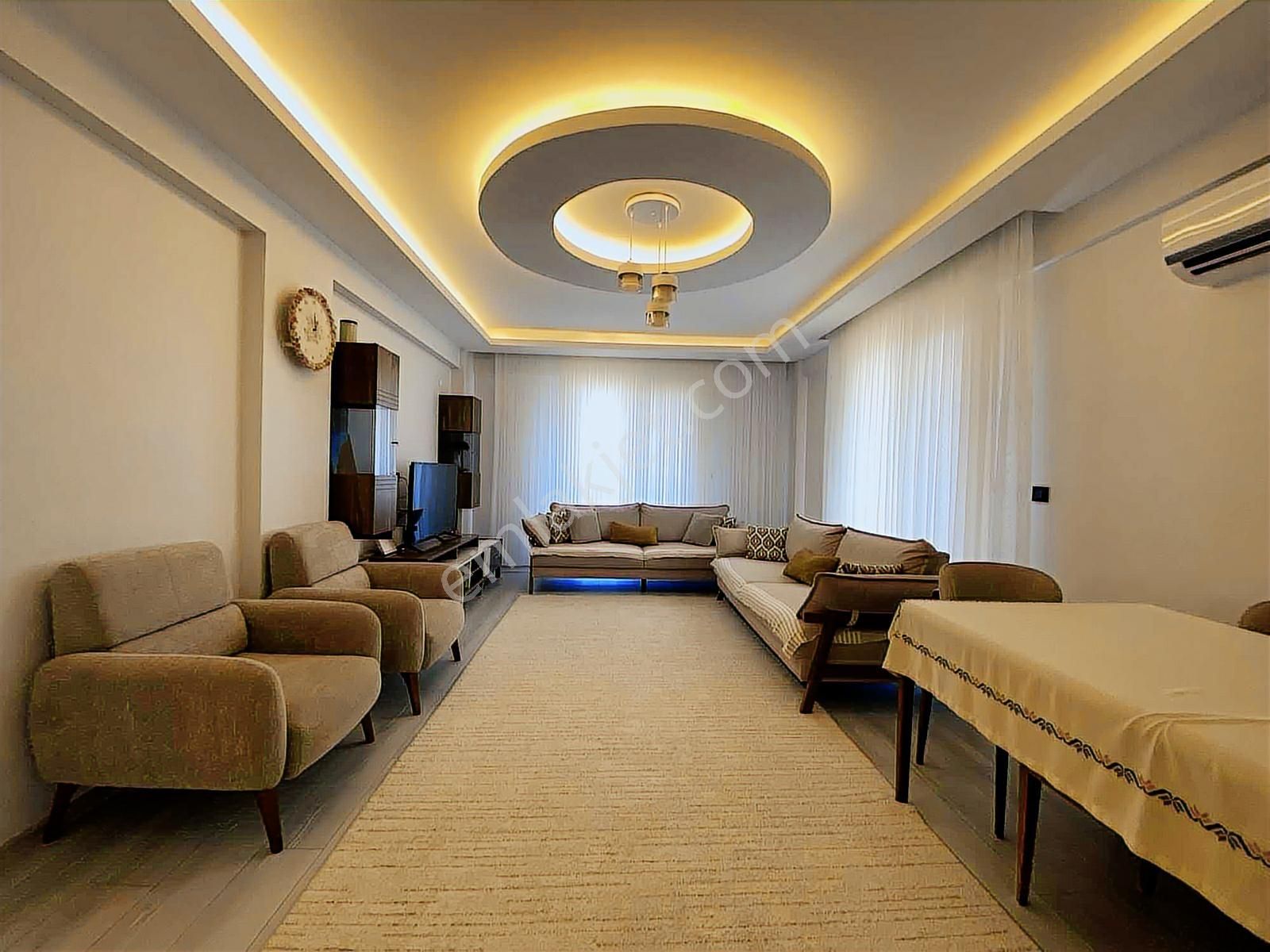 Atakum Taflan'da Denize Yakın Krediye Uygun 3 Katlı Eşyalı Villa - Görsel 19