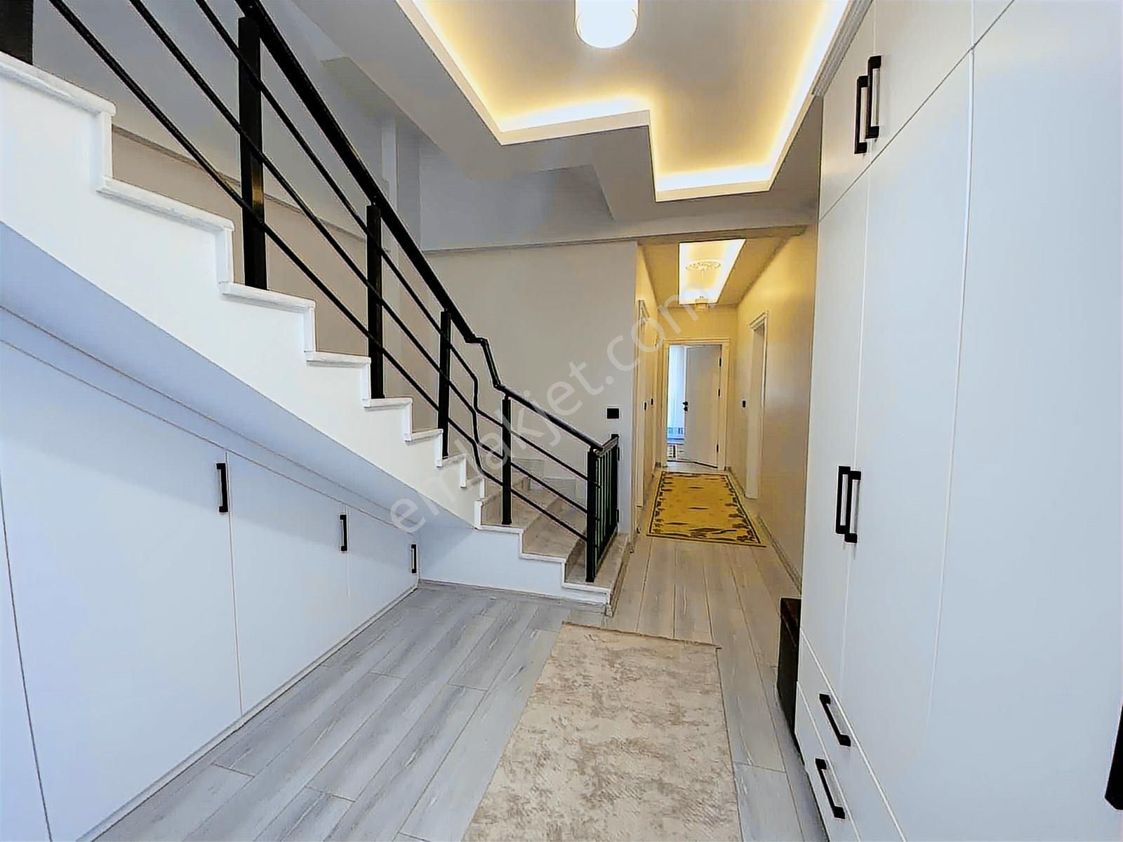 Atakum Taflan'da Denize Yakın Krediye Uygun 3 Katlı Eşyalı Villa - Görsel 32