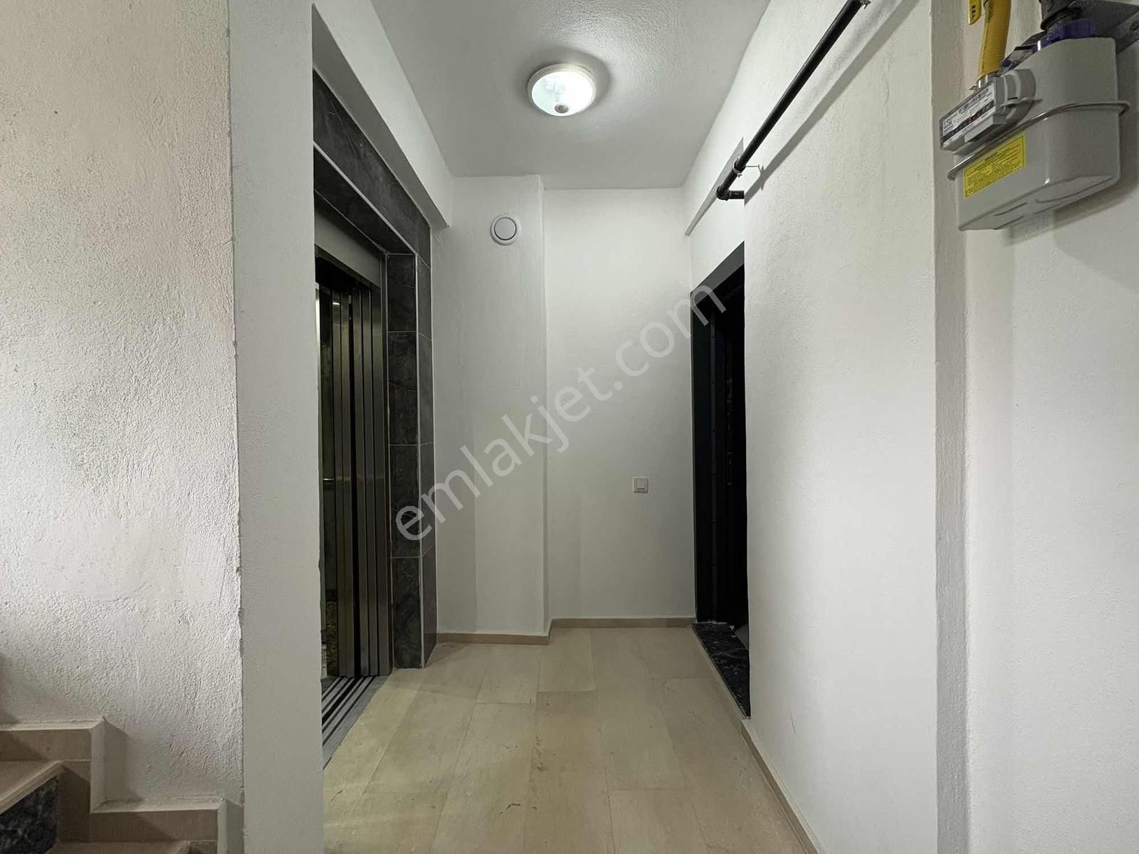 Çaybaşında Hastane Yakını Yerden Isıtmalı Beyaz Eşyalı 1+1 Daire - Görsel 24