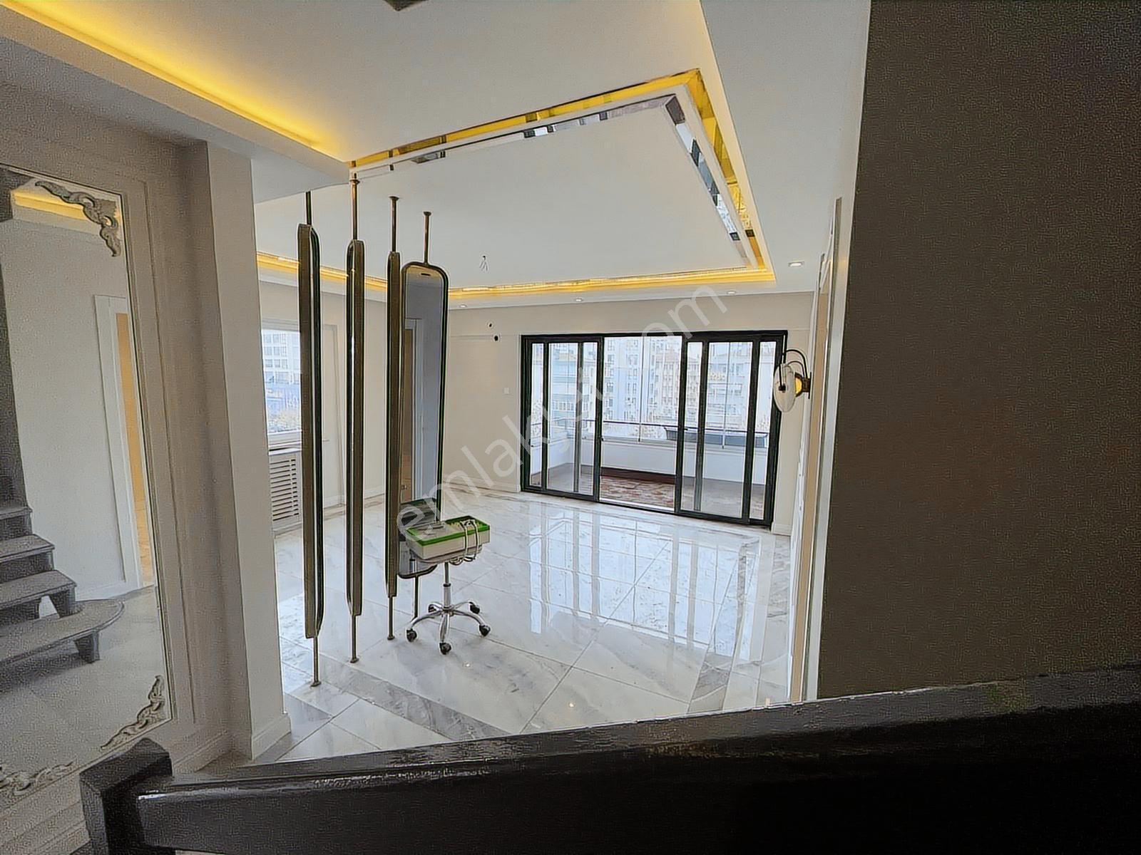 Fsm Bulvarına Cephe 8+1 195m2 Emsalsiz Dubleks (işyeri) - Görsel 2