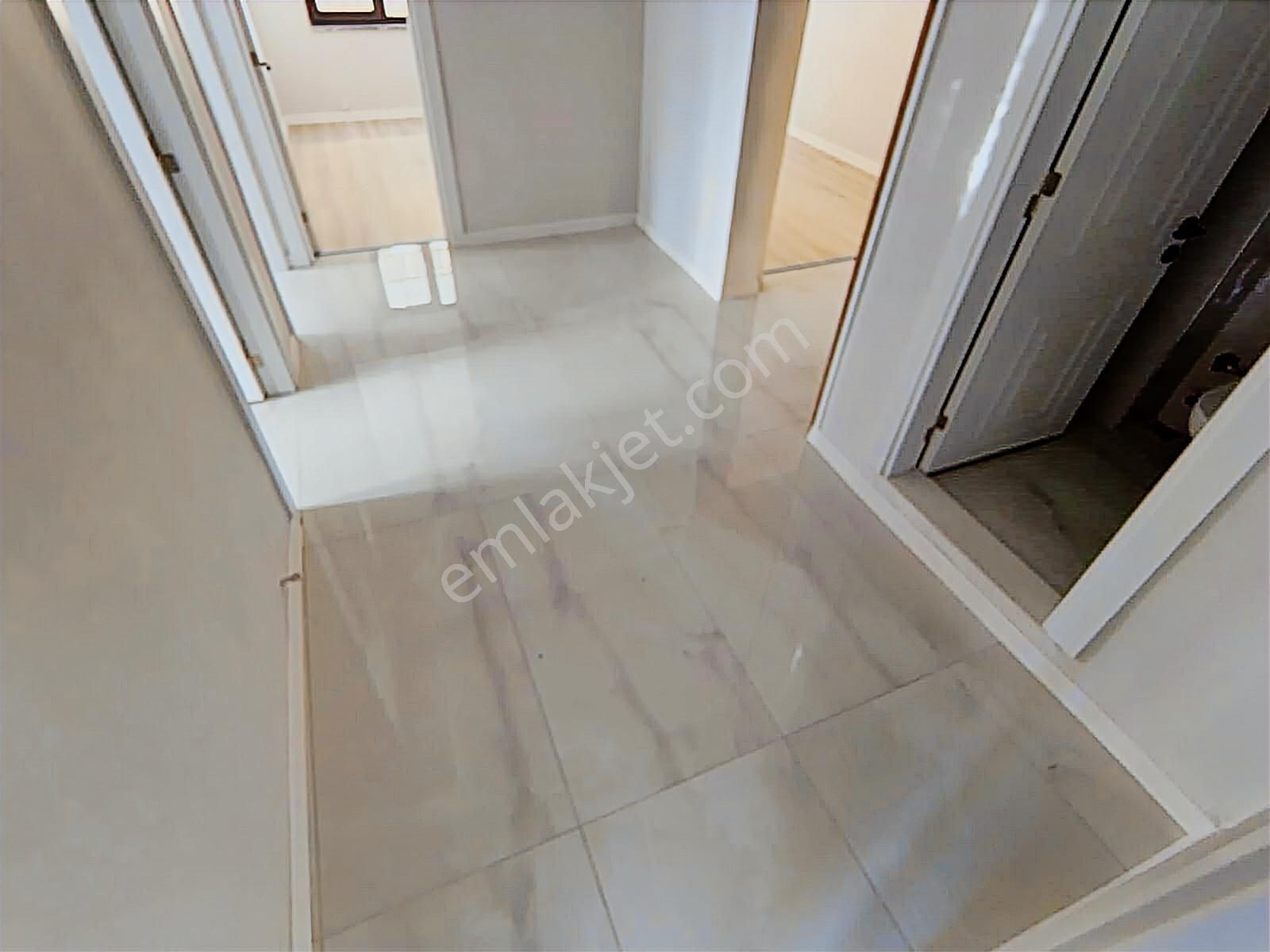 Altınkum'da Site İçi 3+1 Ön Cephe Denize Yakın Şık Tasarımlı - Görsel 21