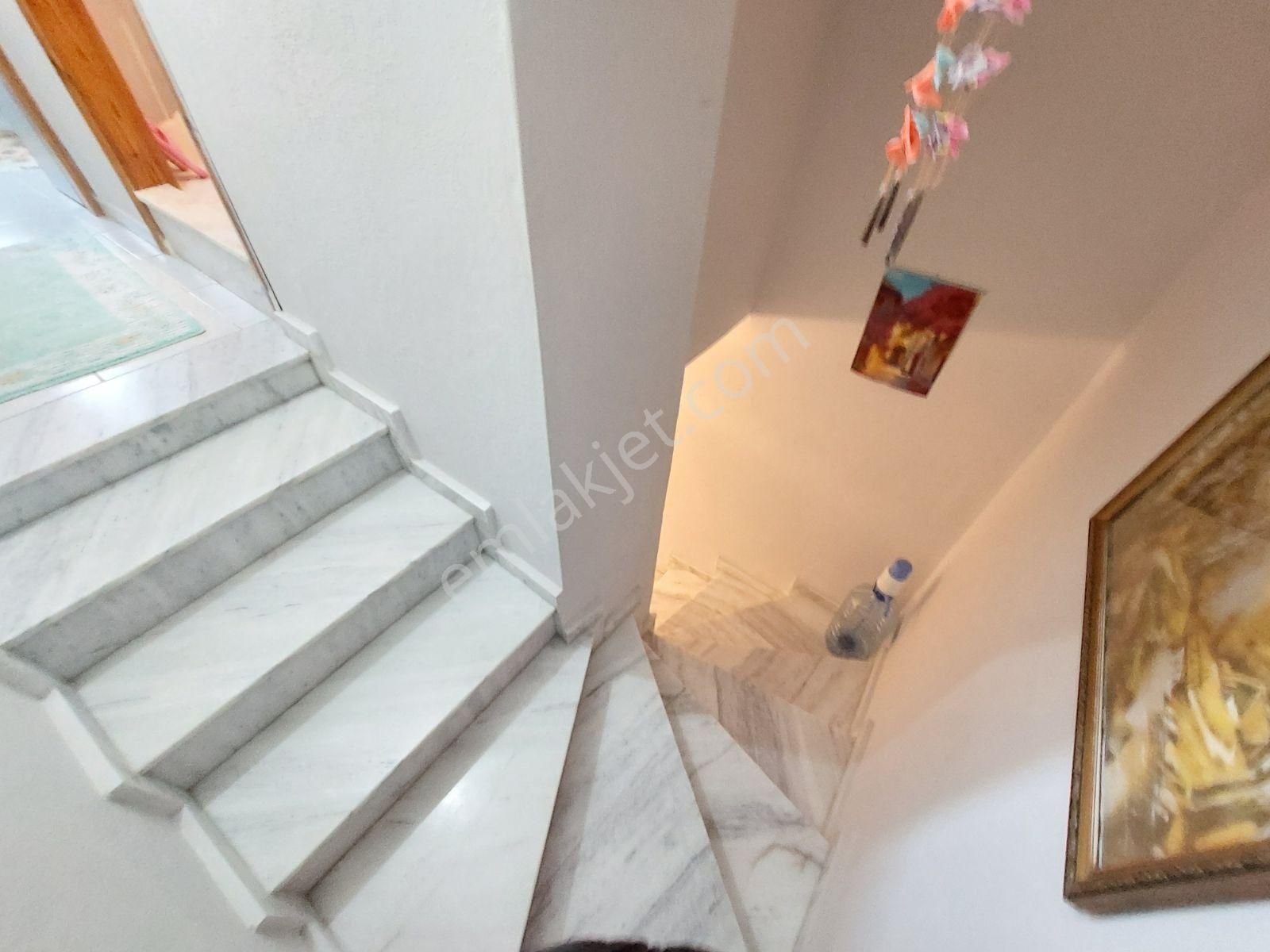 İmko Sitesinde,çift Bahçeli Doğalgazlı 3+1 Bakımlı Satılık Villa - Görsel 34
