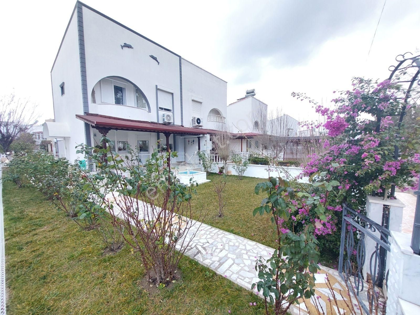 İmko Sitesinde,çift Bahçeli Doğalgazlı 3+1 Bakımlı Satılık Villa - Görsel 13