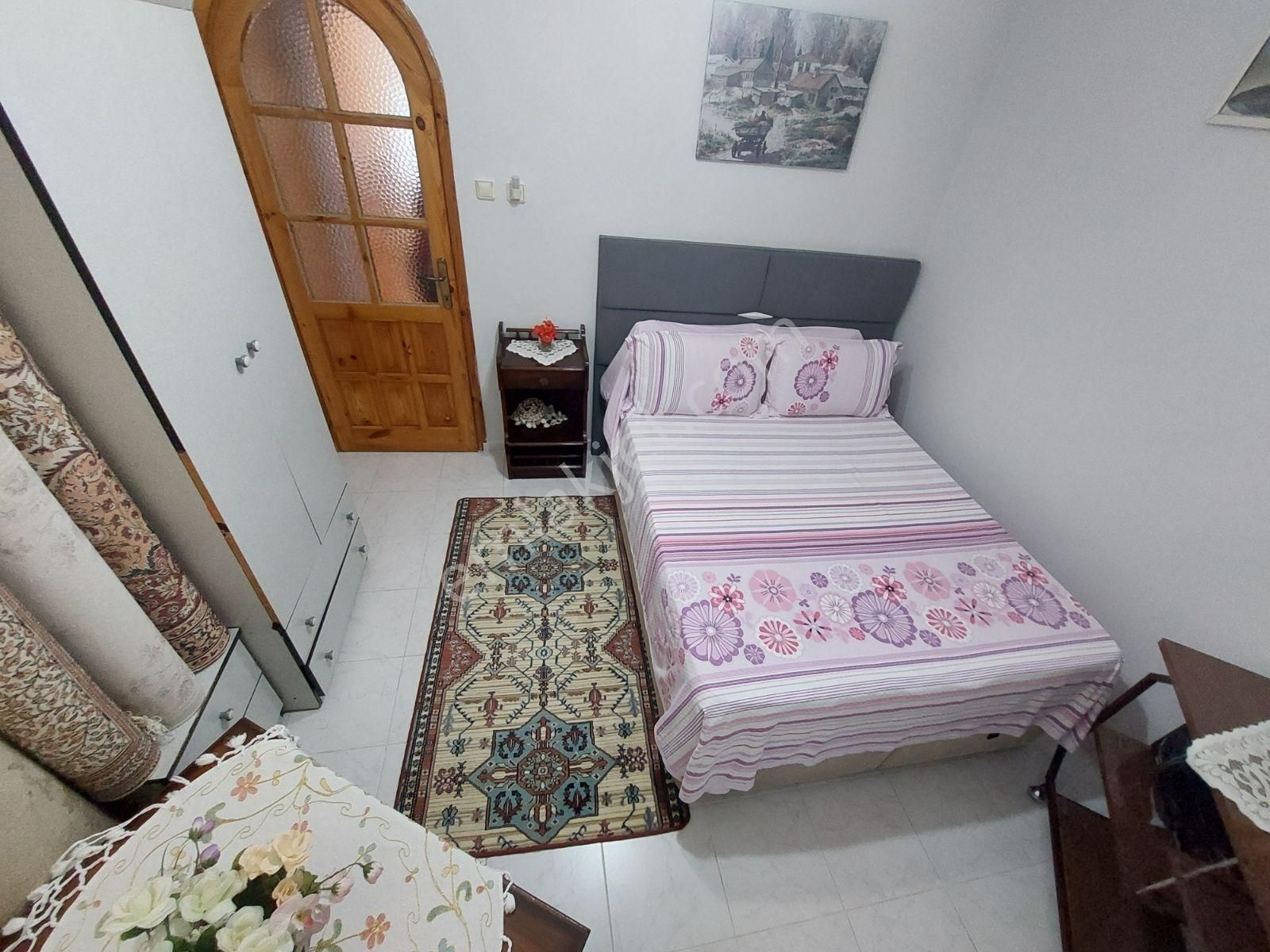 İmko Sitesinde,çift Bahçeli Doğalgazlı 3+1 Bakımlı Satılık Villa - Görsel 14