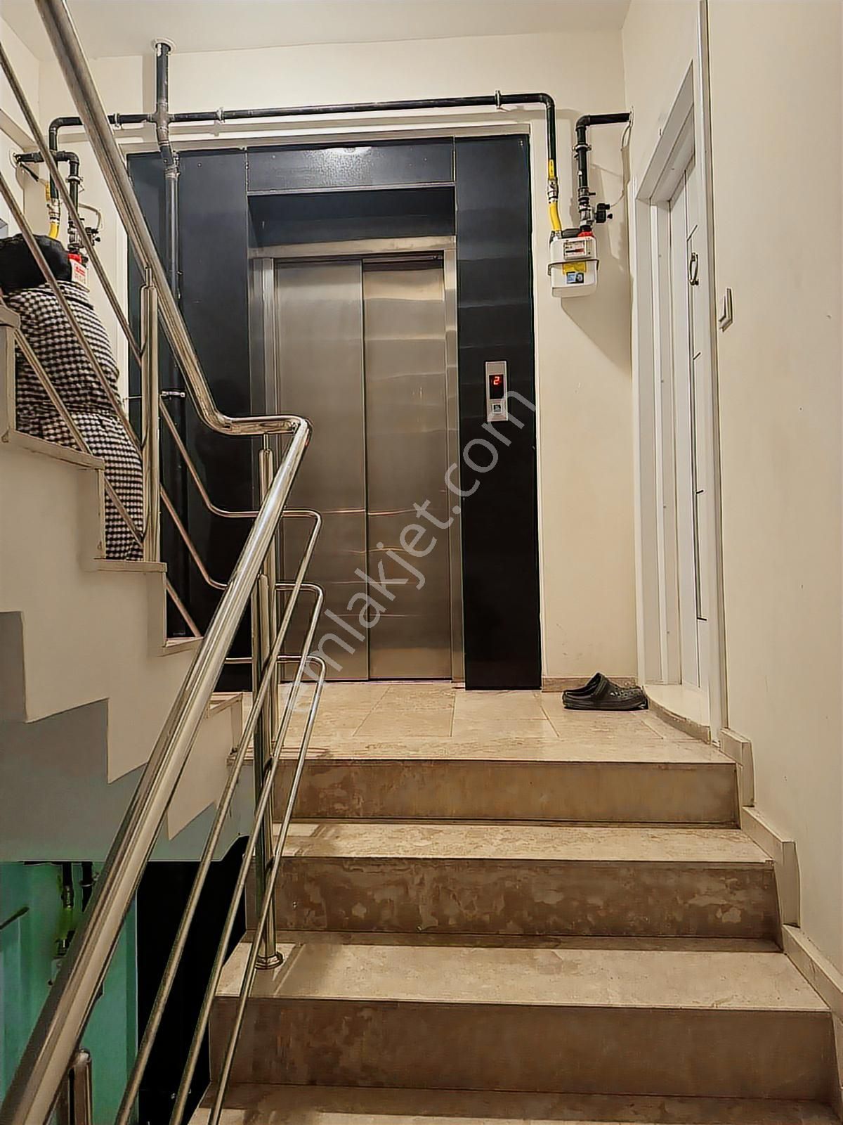 Güven Mahallesi 2+1 Satılık Daire!! - Görsel 4