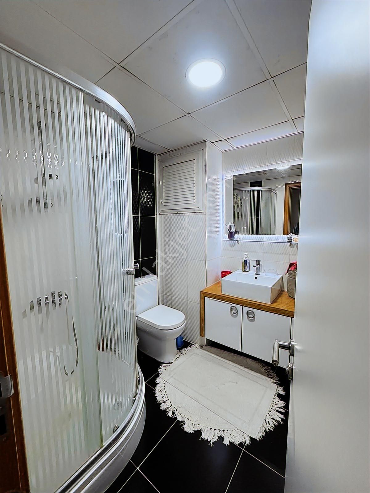 Güven Mahallesi 2+1 Satılık Daire!! - Görsel 9