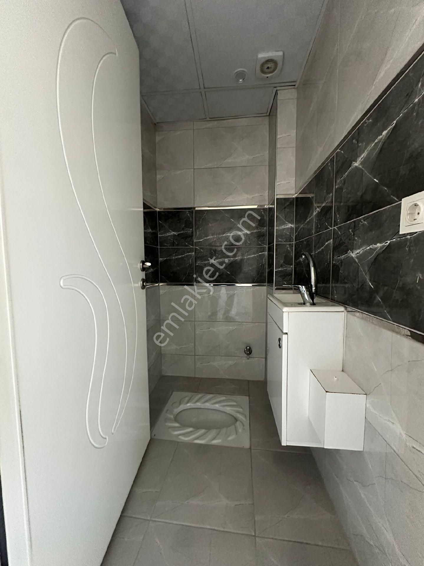 Karaman'da Cadde Üzeri 2+1 - Görsel 13