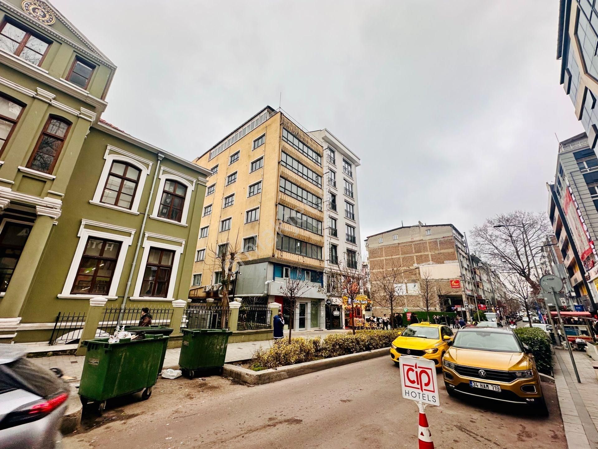 Bakırköy İstanbul Caddesinde Satılık Bina - Görsel 17