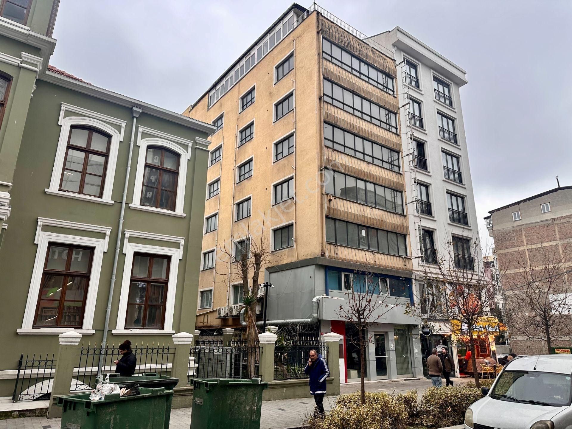 Bakırköy İstanbul Caddesinde Satılık Bina - Görsel 4