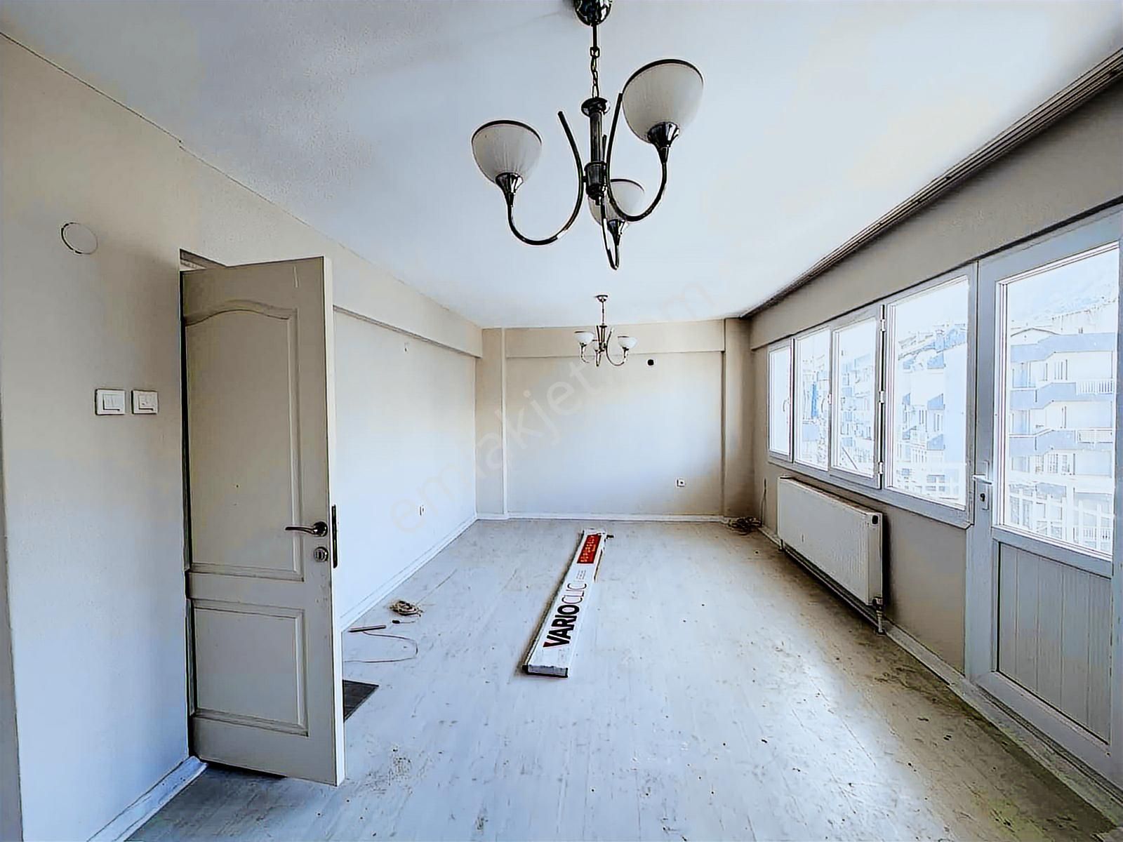 Fb Gayrimenkul'den Ata Caddesinde Yatırımlık 3+1 Daire - Görsel 4