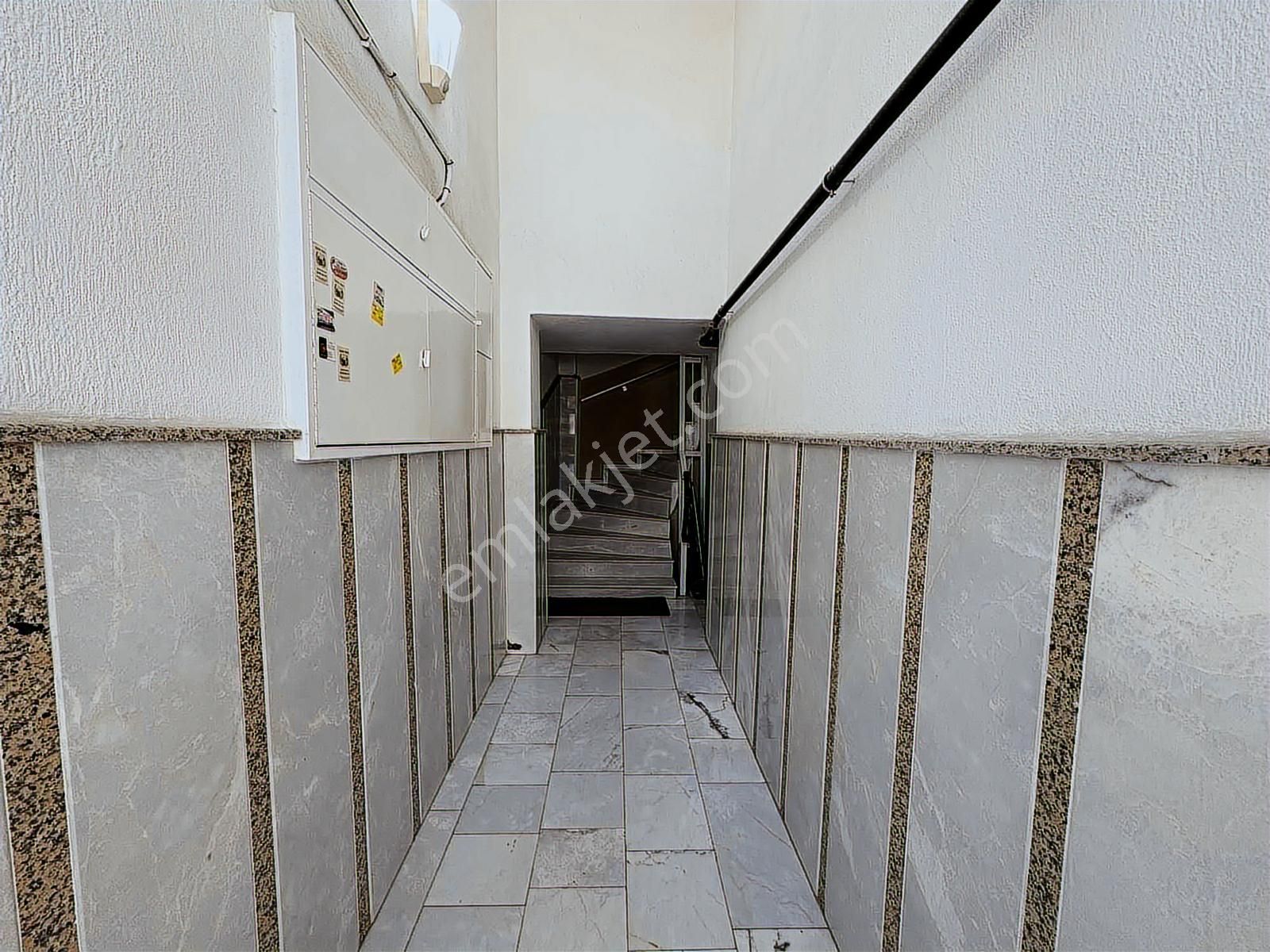 Çiğli Ata Sanayi Kiralık 3+1 Daire - Görsel 10