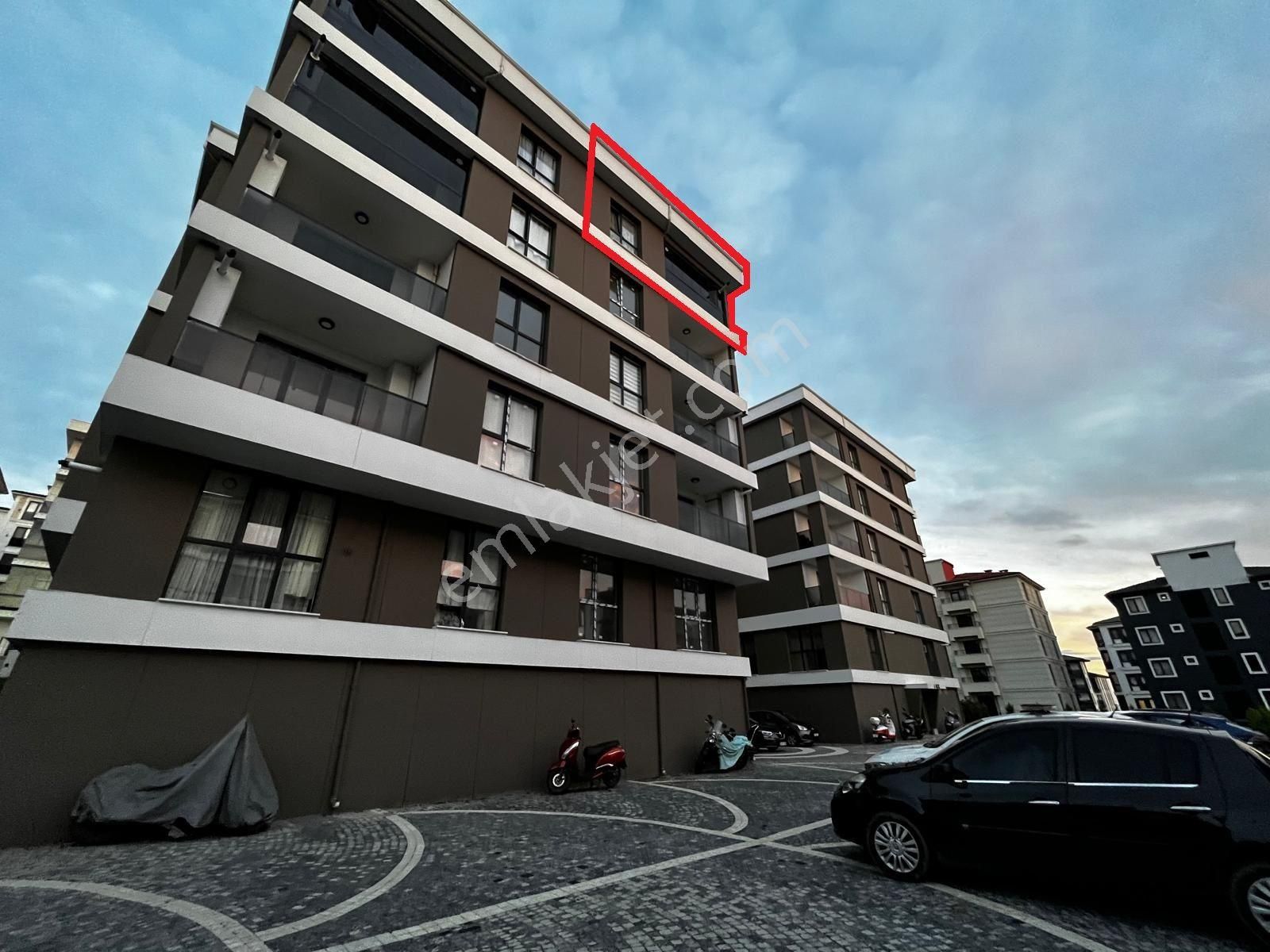 Sahibinden-deniz Manzaralı Atatürk Mahallesinde Kapalı Balkon1+1 - Görsel 3