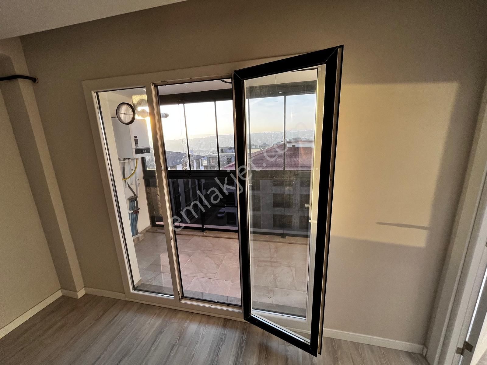 Sahibinden-deniz Manzaralı Atatürk Mahallesinde Kapalı Balkon1+1 - Görsel 10