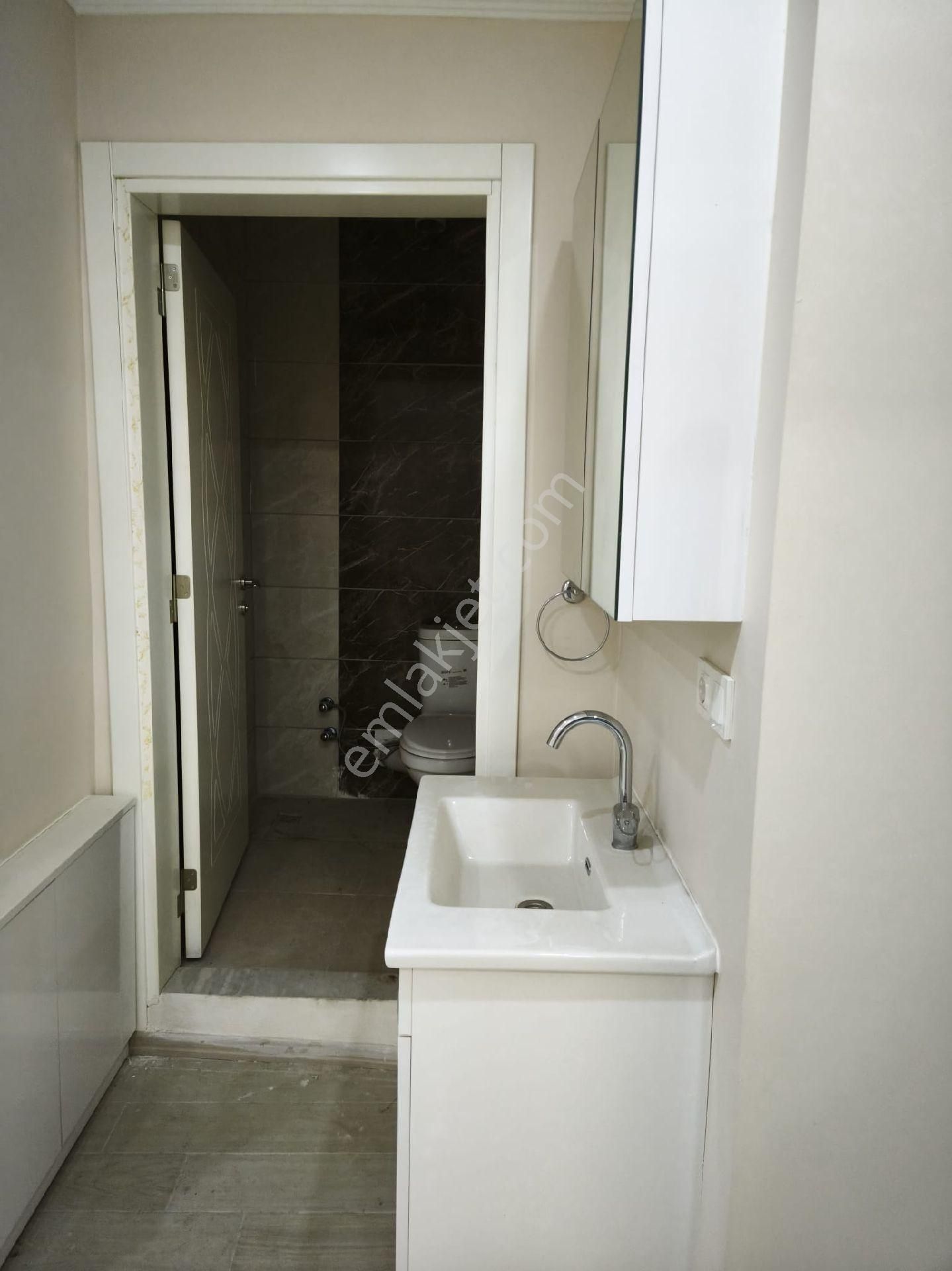 Pelitlibağ Mahallesinde Satılık Bina - Görsel 16