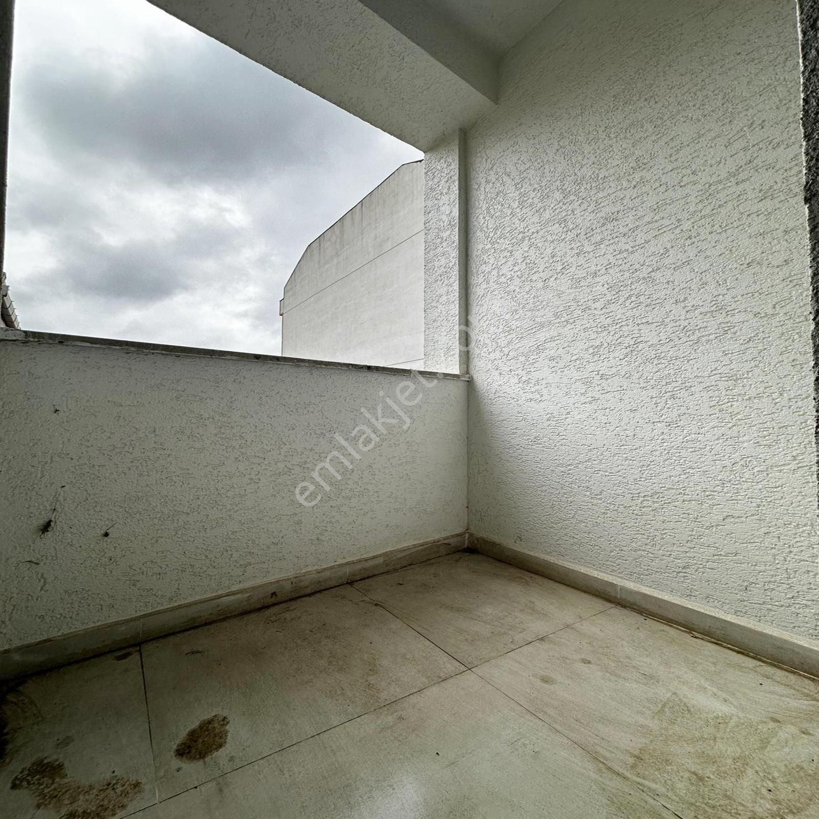 Çekmeköy Yapı Gayrimenkul'den Oturuma Hazır 2+1 Ara Kat !! - Görsel 33