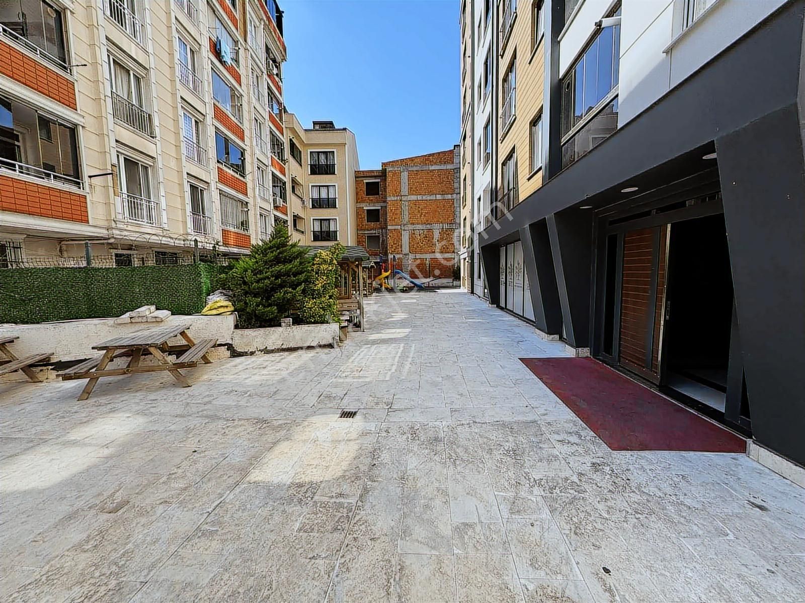 Yoldaş İnş Satılık 2+1 90 M2 5.kat Nınova Life Sitesinde Daire - Görsel 3