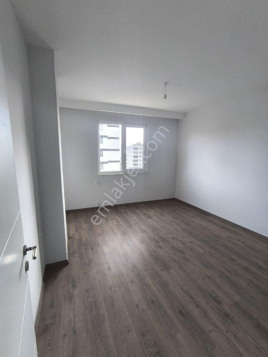 Ali Şeker'den Gökdelenler Bölgesinde Satılık Lüks 4+1 - Görsel 18