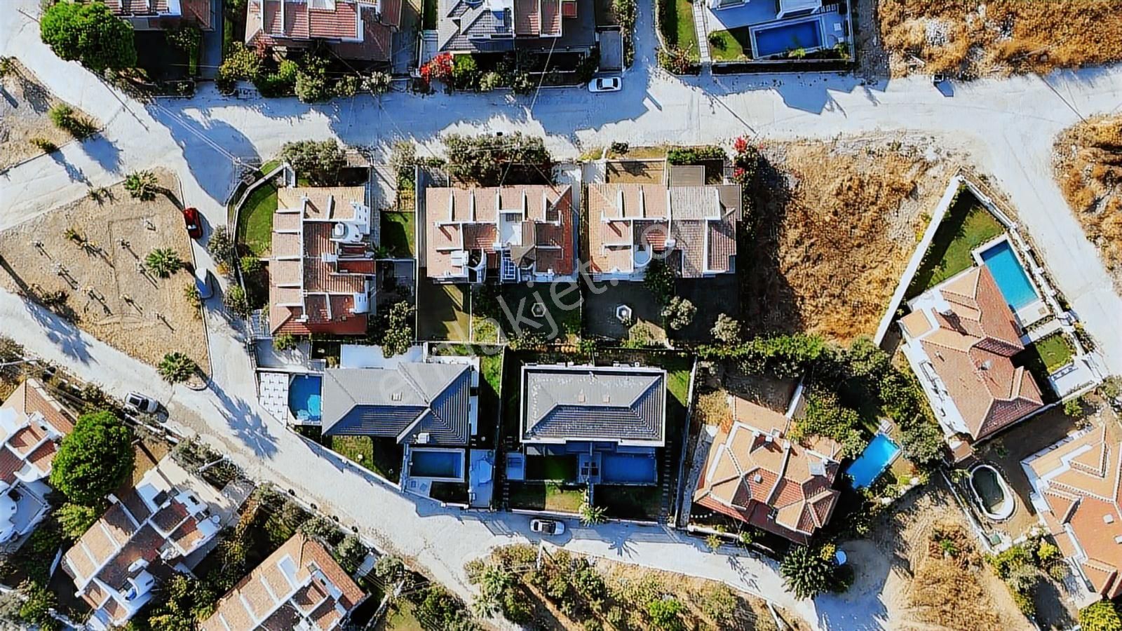 Çeşme Şifne'de Havuzlu Muhteşem Konumda Satılık 4+1 Villa - Görsel 16