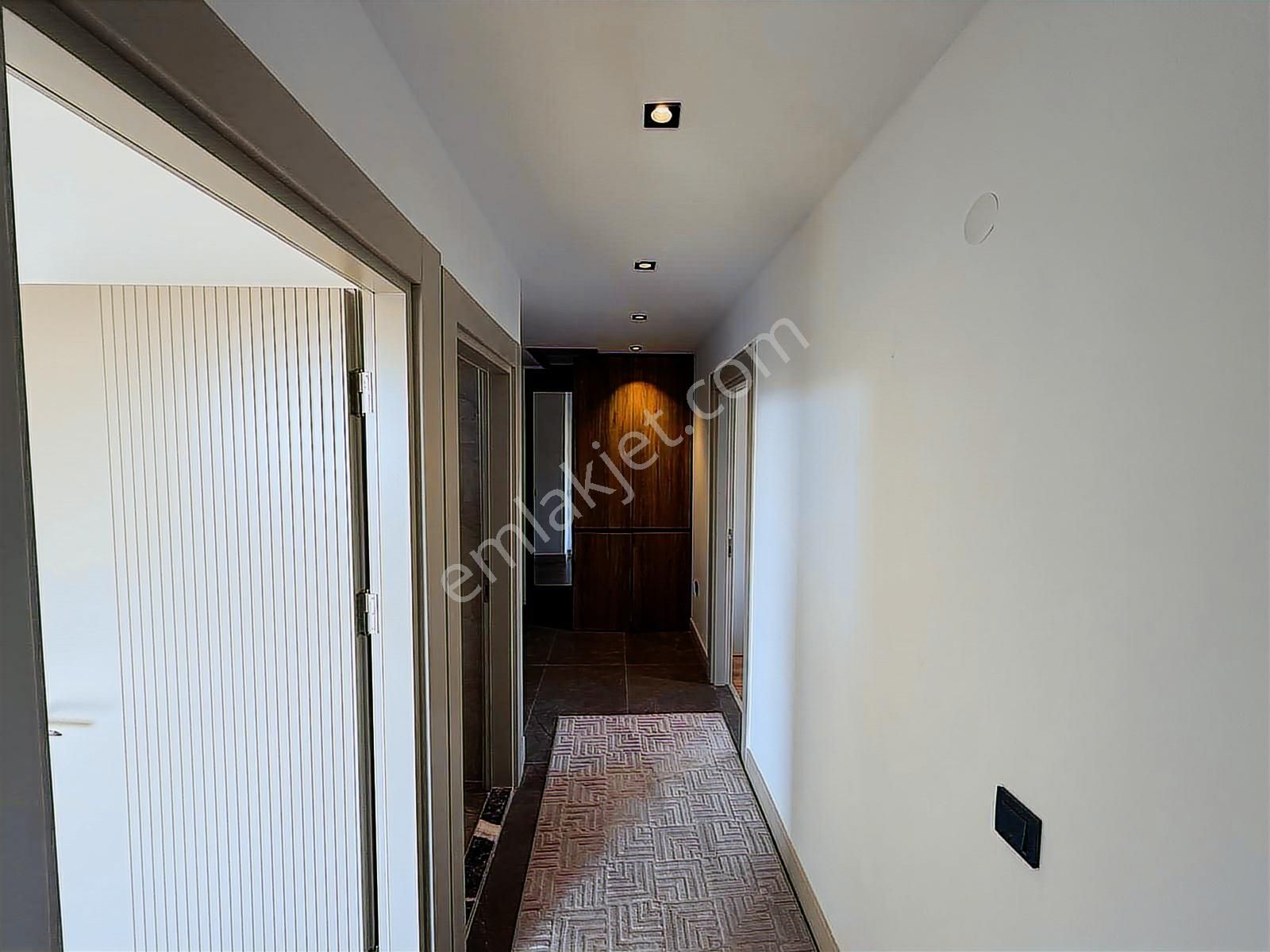 Çeşme Şifne'de Havuzlu Muhteşem Konumda Satılık 4+1 Villa - Görsel 7