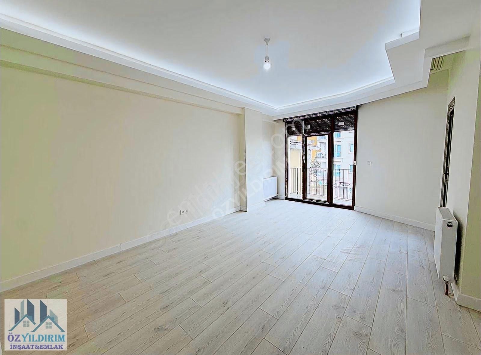 Sancaktepe Sarıgazi Mah Satılık Lüks 2+1 Arakat Daire