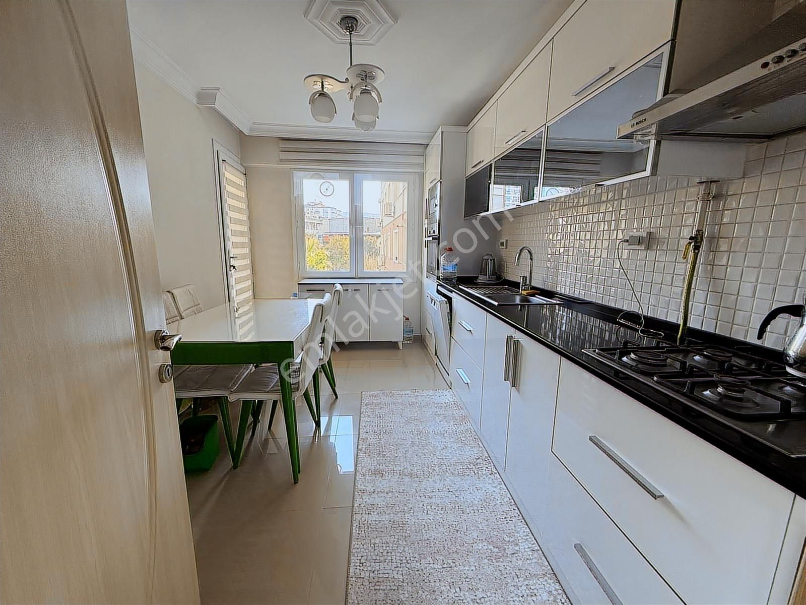 Buca Dilek Sitesi'nde Full Tadilatlı Kiralık 3+1 Daire - Görsel 15