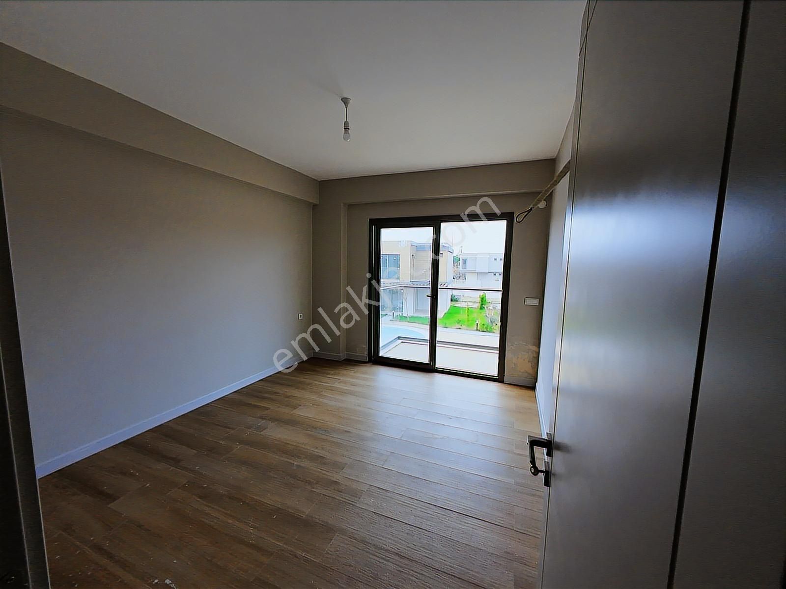Era Angeldan Kadraj Ayazmendte Site İçi Manzaralı Lüks 2+1 - Görsel 12