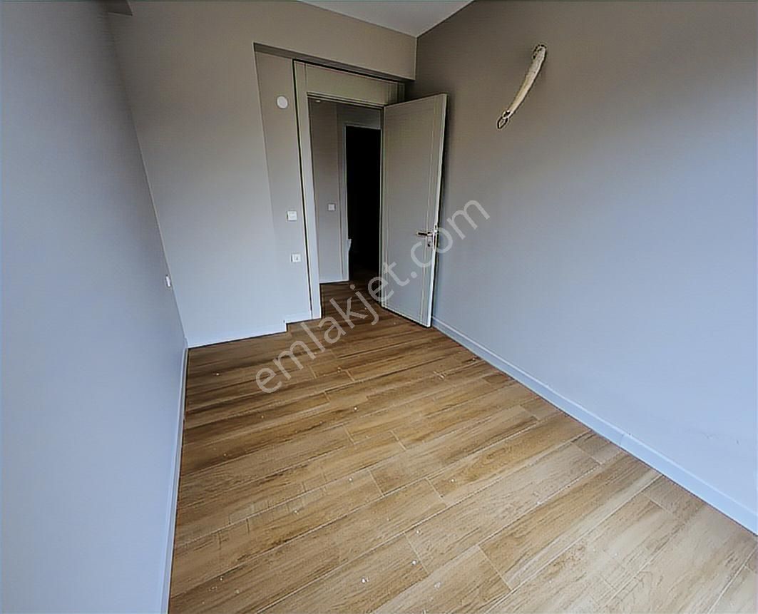 Era Angeldan Kadraj Ayazmendte Site İçi Manzaralı Lüks 2+1 - Görsel 17