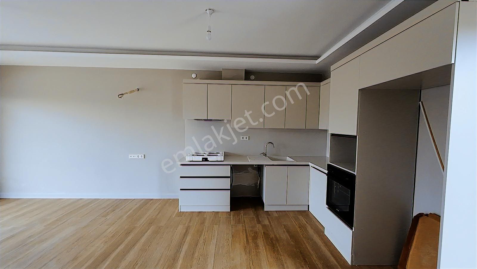 Era Angeldan Kadraj Ayazmendte Site İçi Manzaralı Lüks 2+1 - Görsel 2