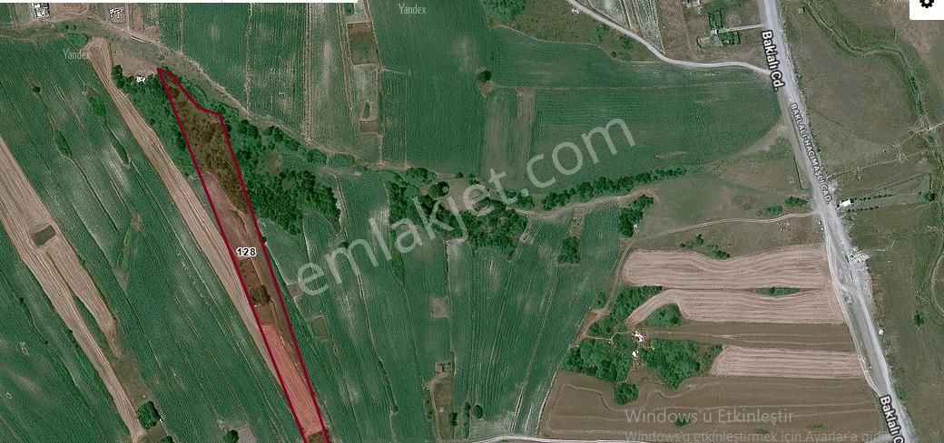 Arnavutköy Haraççıda Satılık Arsa , 275 M2 Yolu Var Merkezde İmarlı - Görsel 2