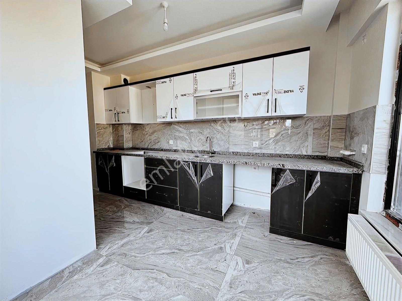 Serkent Cadde Üzeri 2+1 Sıfır Arakat Kiralık Daire - Görsel 8