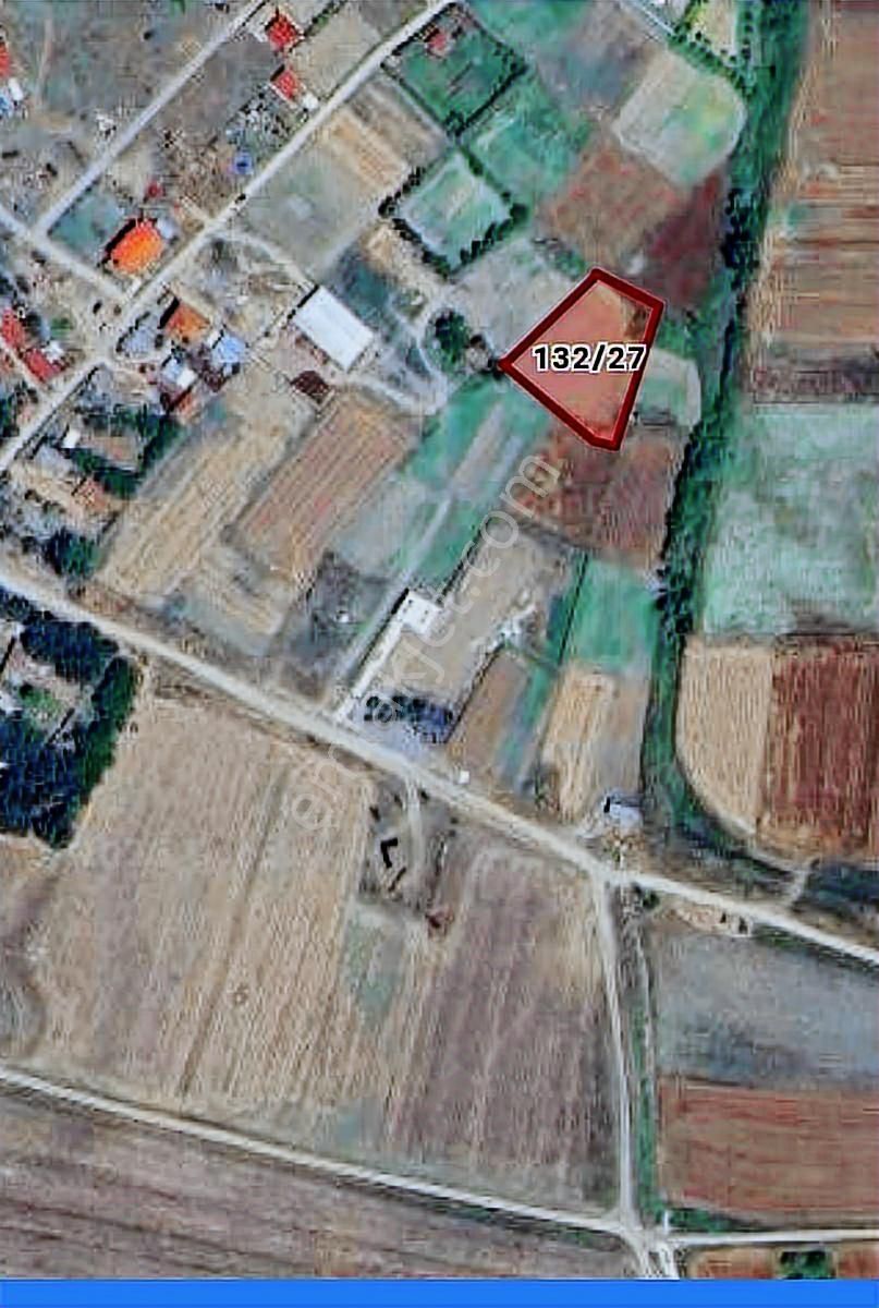 Koy Yerleşımine Yakın Konum