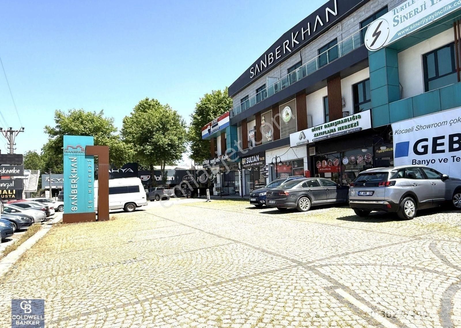 Cb Akademi Başiskele Sanberkhan Kiralık 425 M2 D-130 Cephe Ofis - Görsel 17