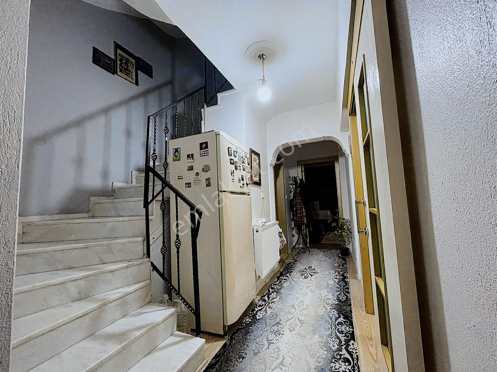 Mühür360'dan Gültepe'de 3 Katlı İçi Yenilenmiş Bahçeli -tripleks - Görsel 23