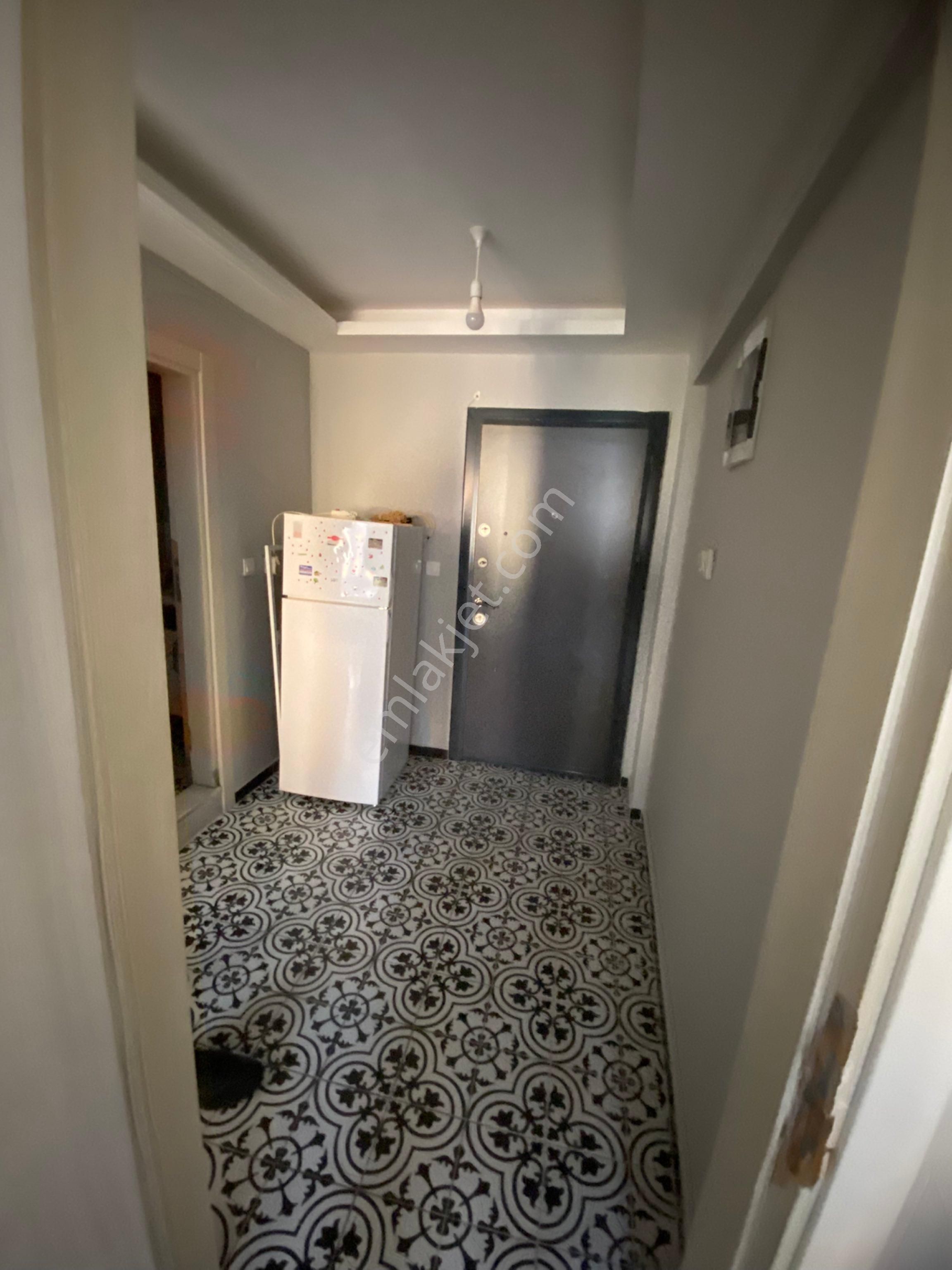 Nezih Apartmanda Eşyalı 1+1 - Görsel 18