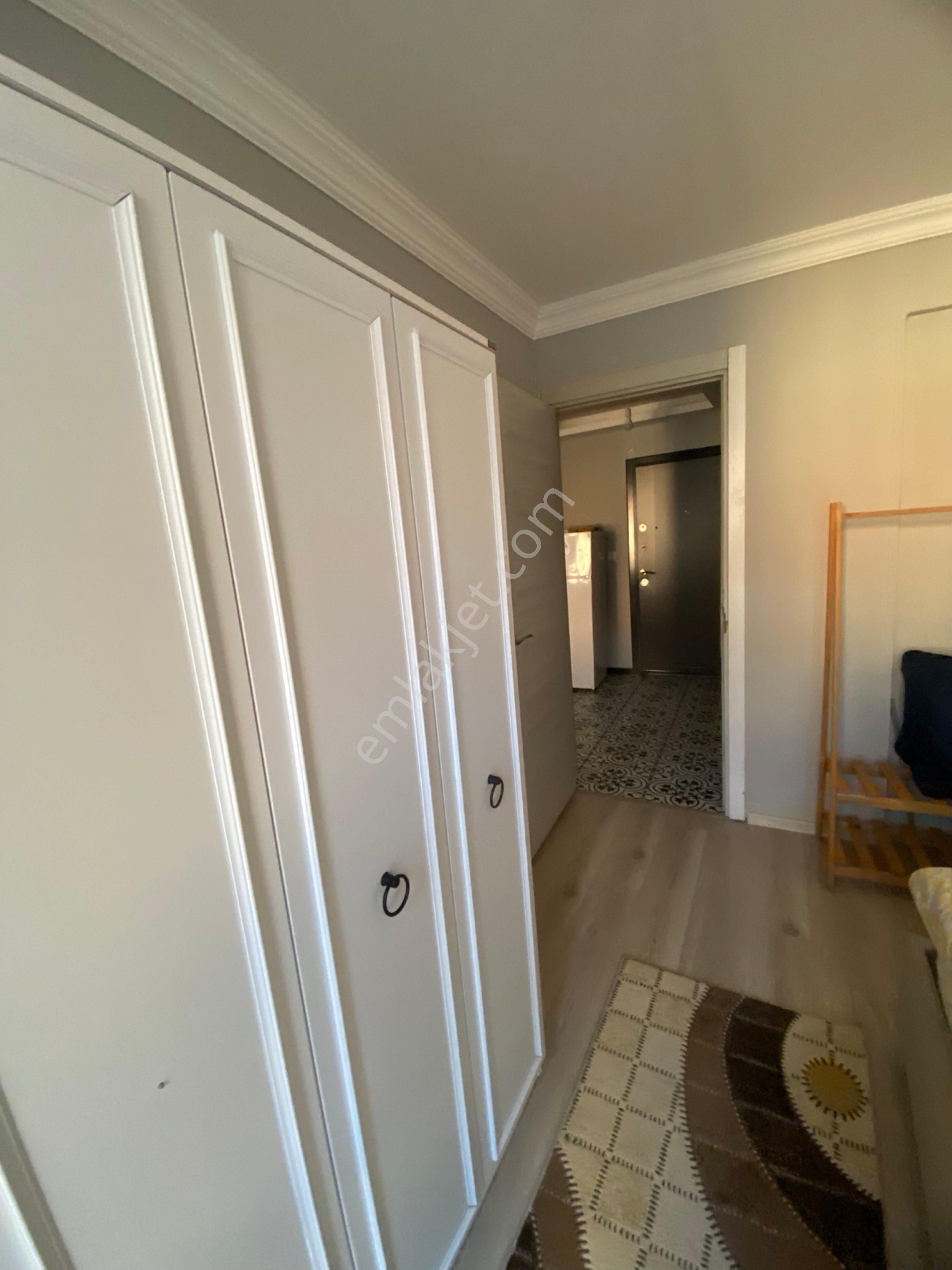 Nezih Apartmanda Eşyalı 1+1 - Görsel 17