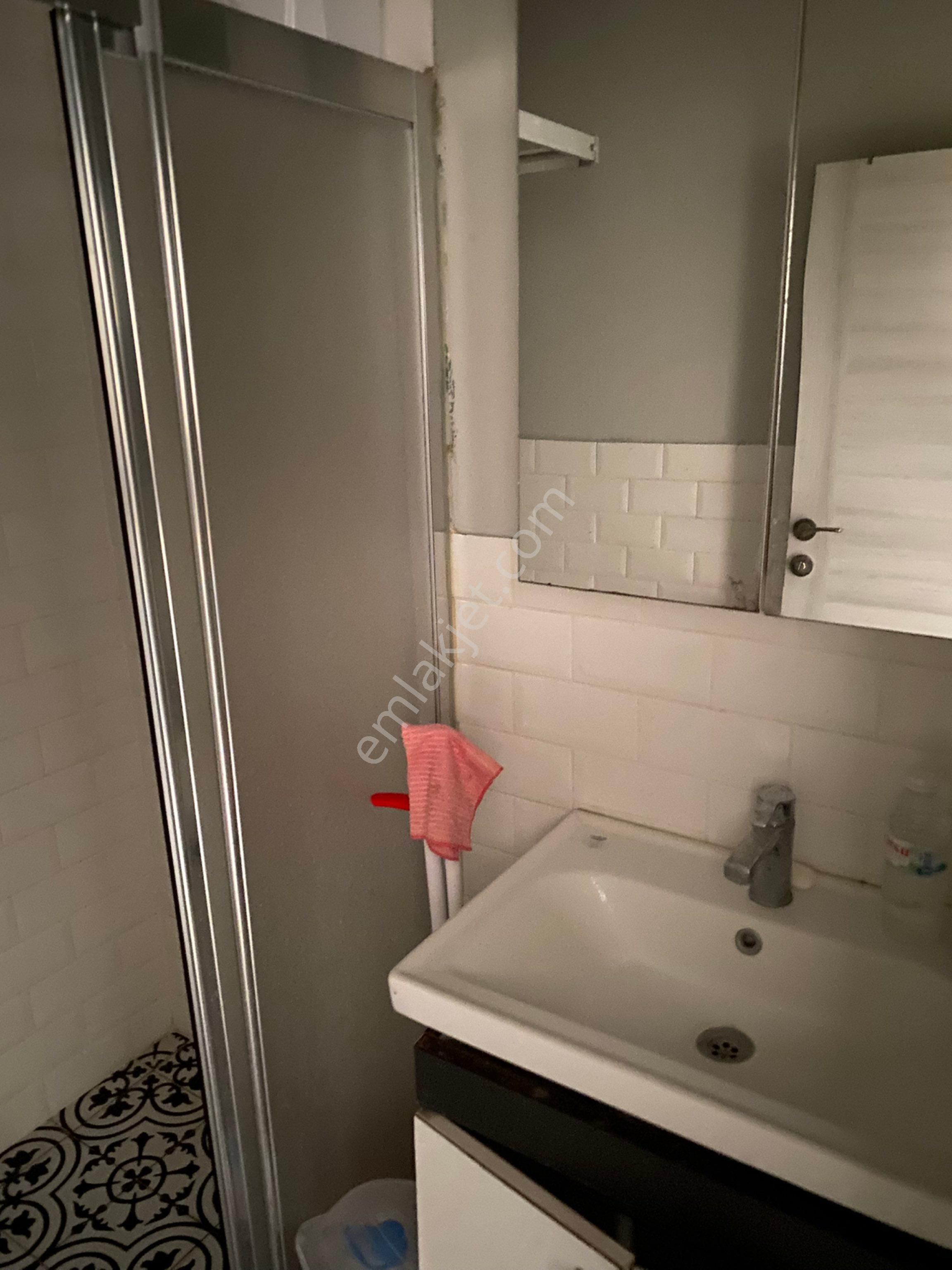Nezih Apartmanda Eşyalı 1+1 - Görsel 8