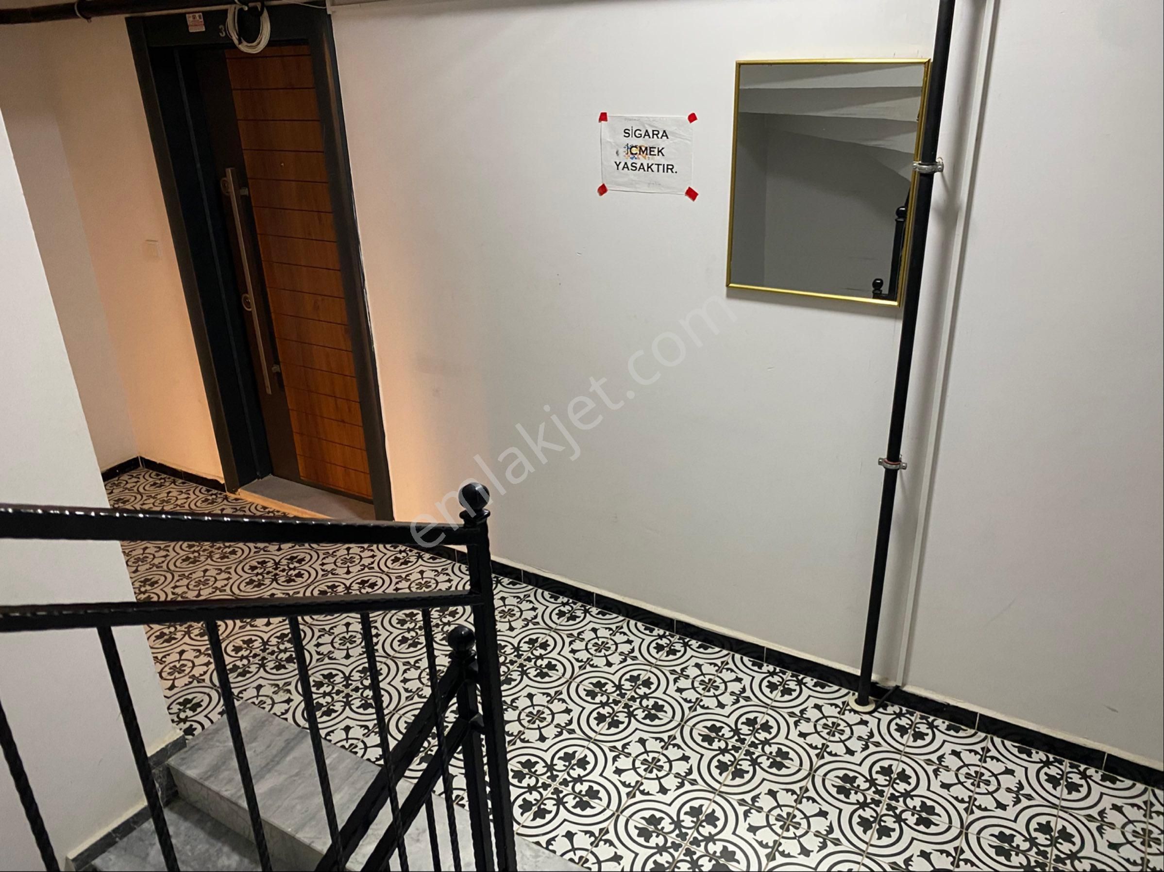 Nezih Apartmanda Eşyalı 1+1 - Görsel 5