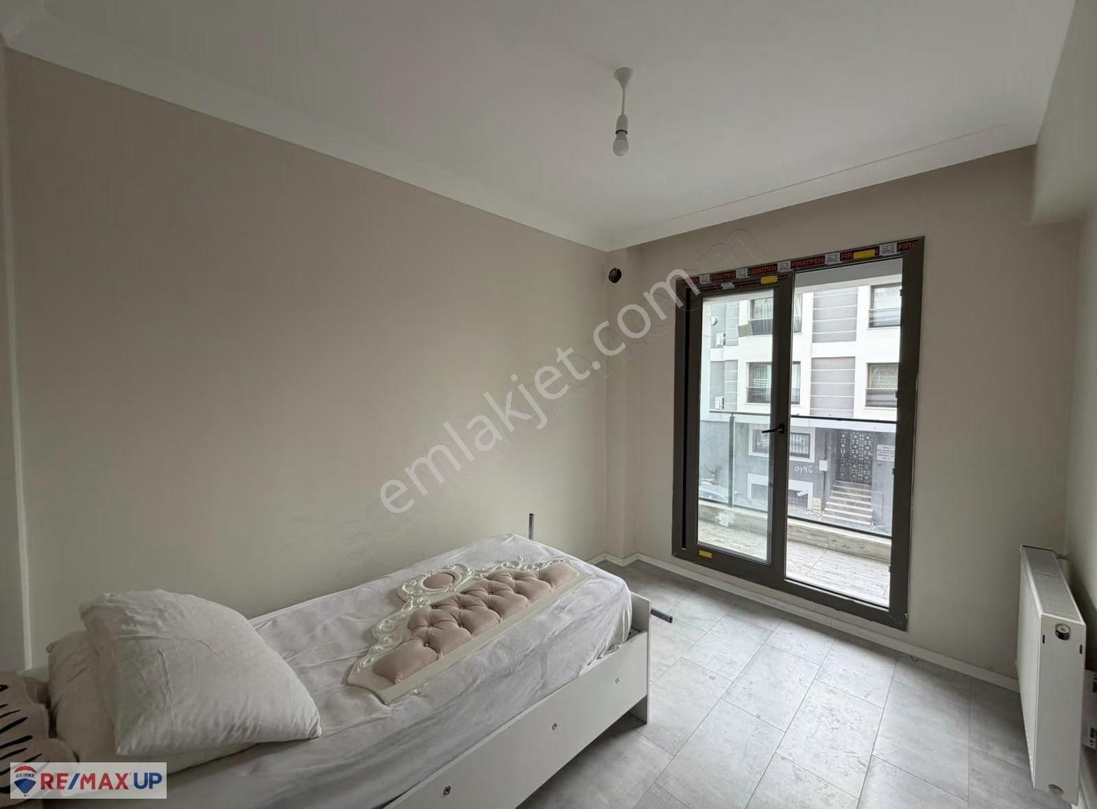 Buca Yaylacık Mh. Eşyalı Doğalgazlı Kiralık 1+1 Daire - Görsel 20