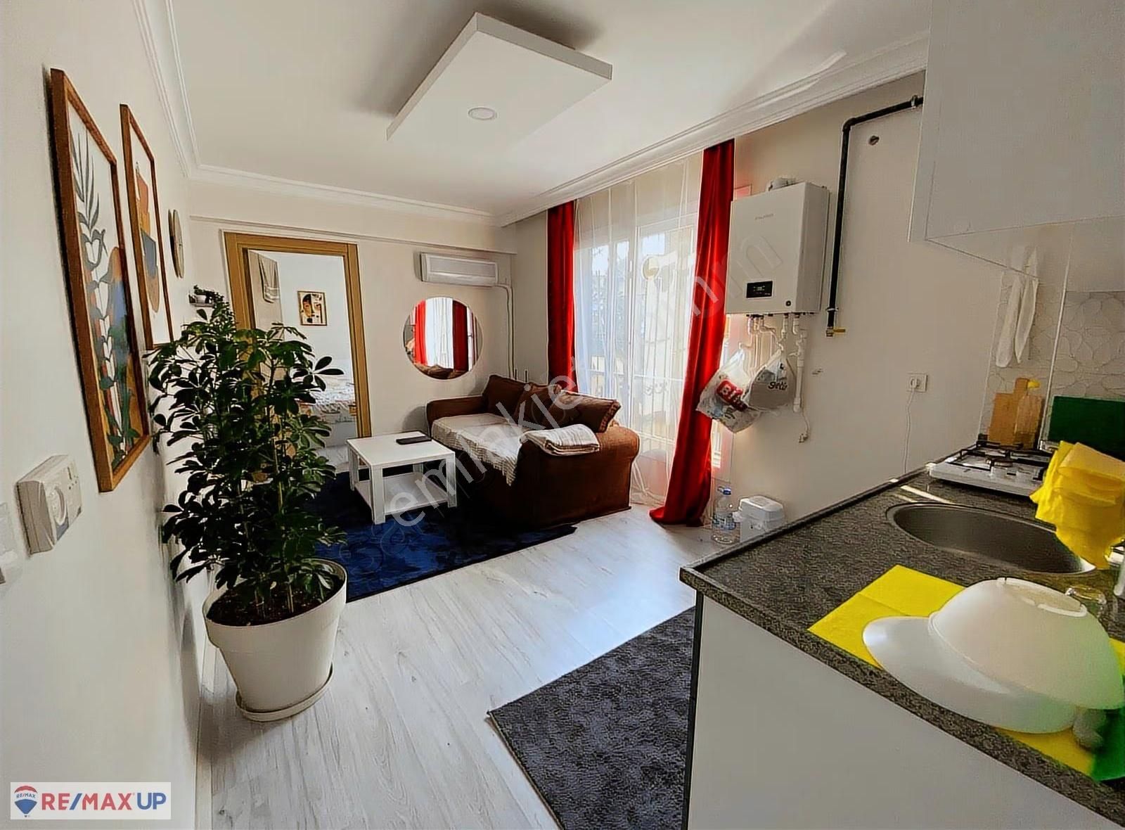 Buca Kuruçeşme Mh. Doğalgazlı Eşyalı Satılık 1+1 Daire - Görsel 2