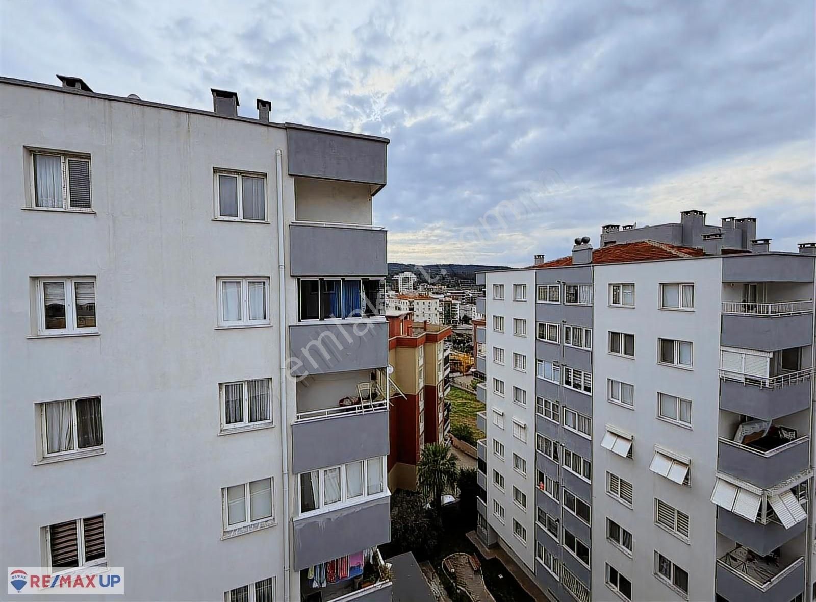 Buca Yıldız Mh. Site İçi Asansörlü Kiralık 3+1 Daire - Görsel 10