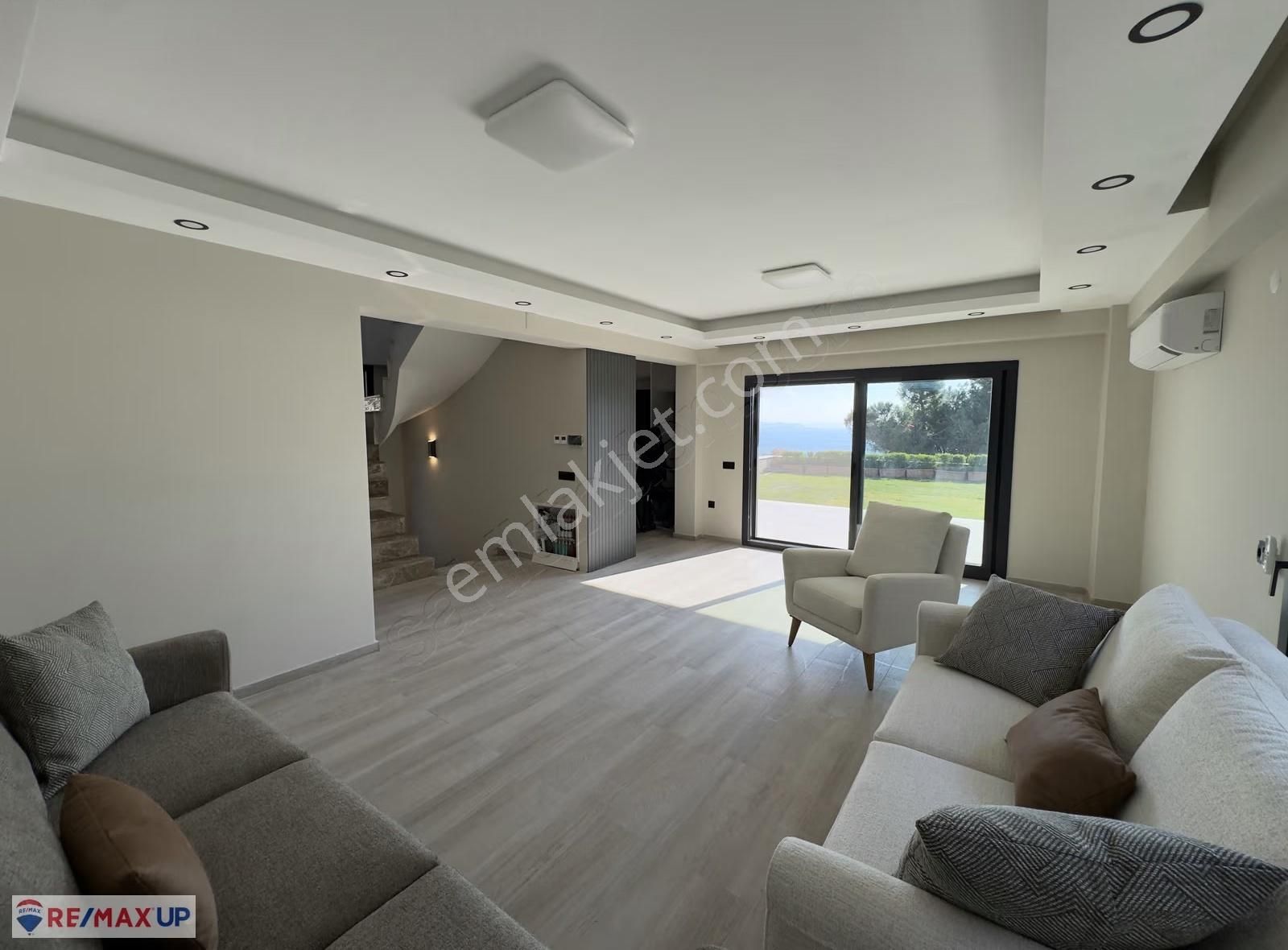 İzmir'in İncisi Çandarlı'da Deniz Manzaralı Lüks Müstakil Villa - Görsel 12