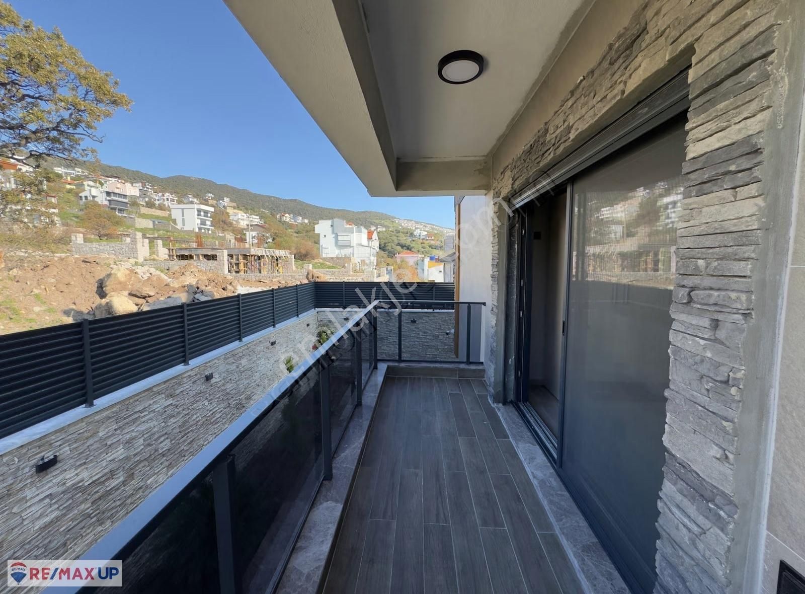 İzmir'in İncisi Çandarlı'da Deniz Manzaralı Lüks Müstakil Villa - Görsel 18