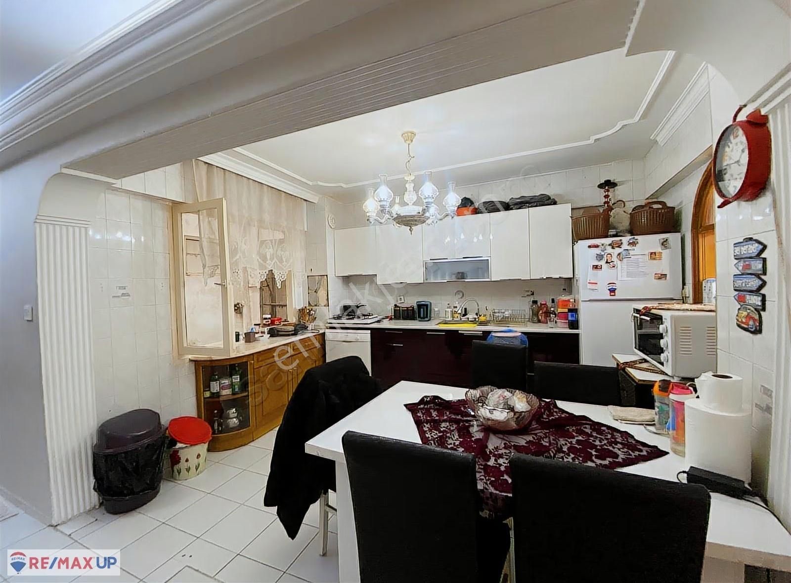 Polat Cad. Üzerinde Arakat 3+1 Bakımlı Satılık Daire - Görsel 11