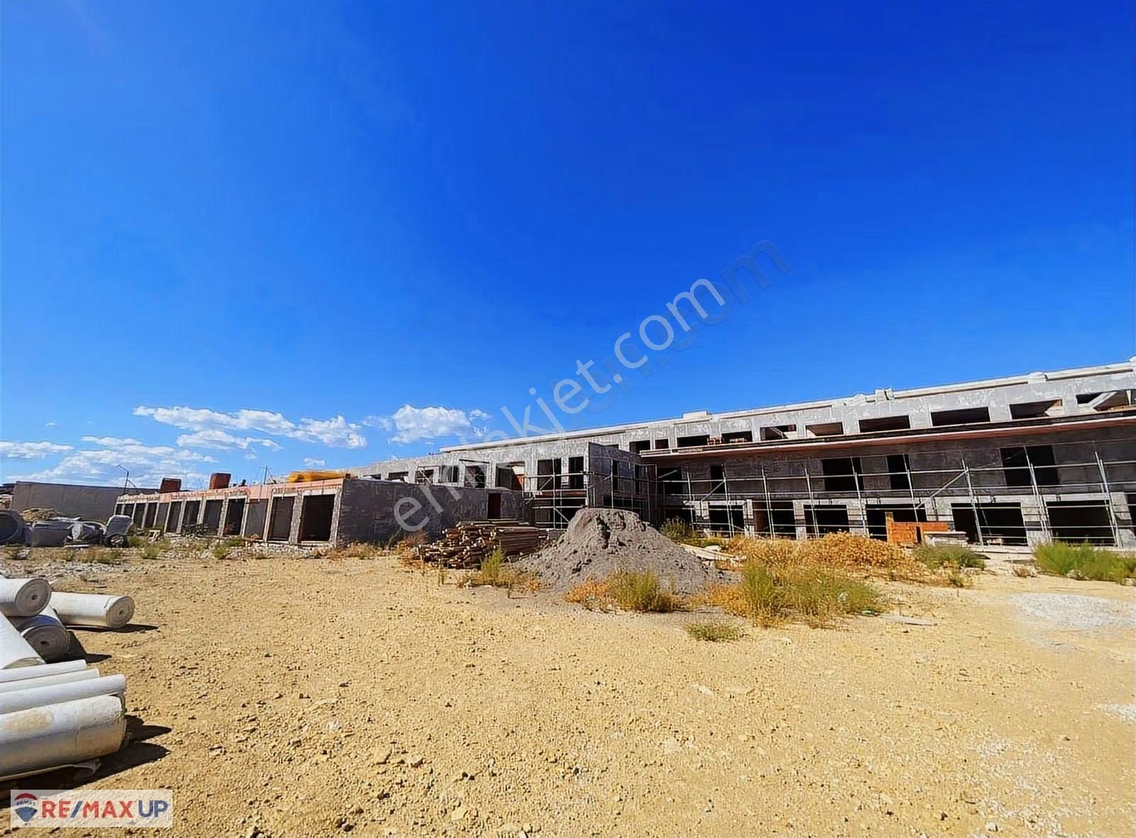 Çeşme Ayasaranda Bölgesi'nde Satılık 1+0 Daire - Görsel 2