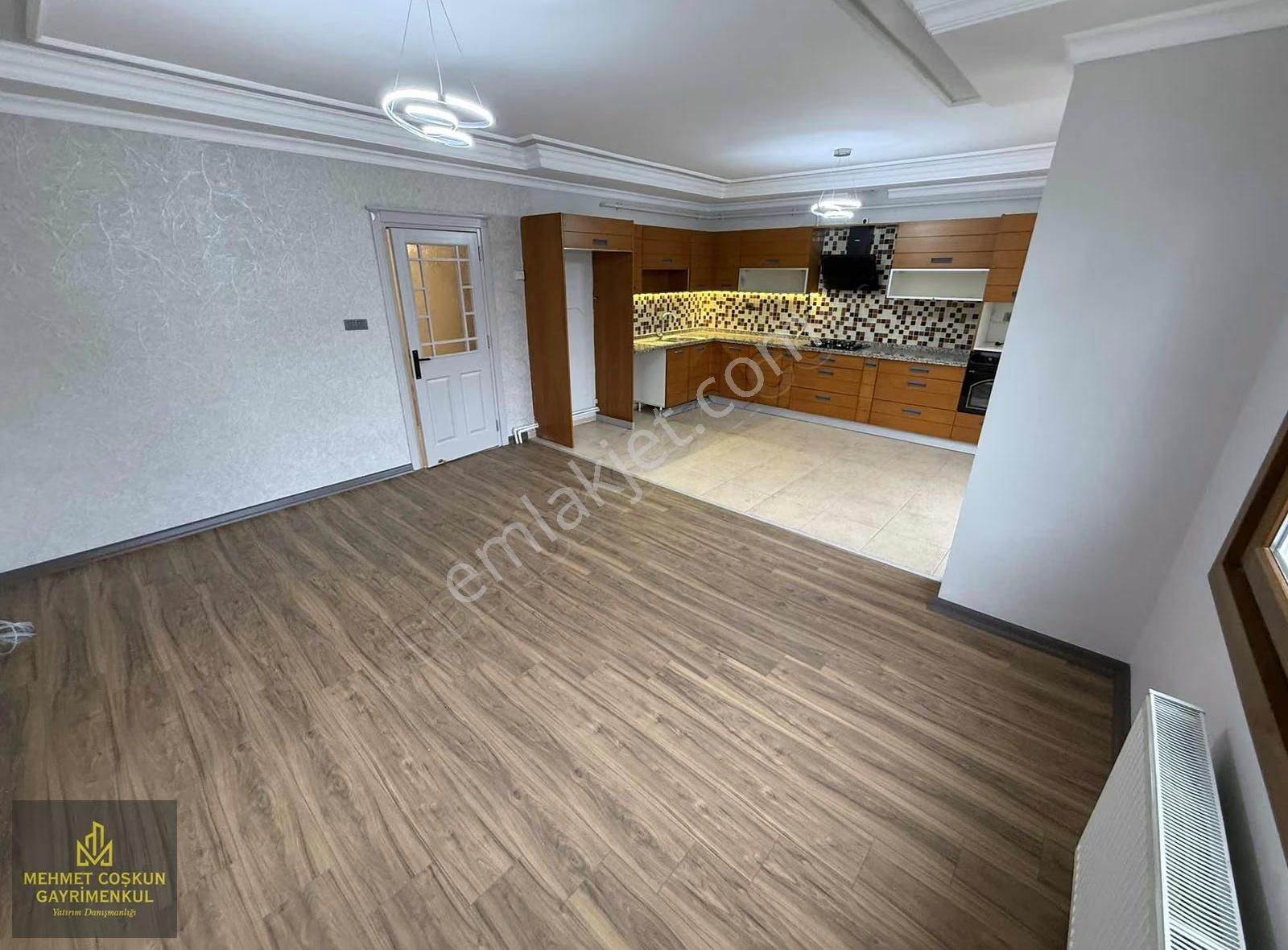 Kurttepe Bulvar Üstü Köşk Plazada Xl Satılık 4+1 Daire - Görsel 13